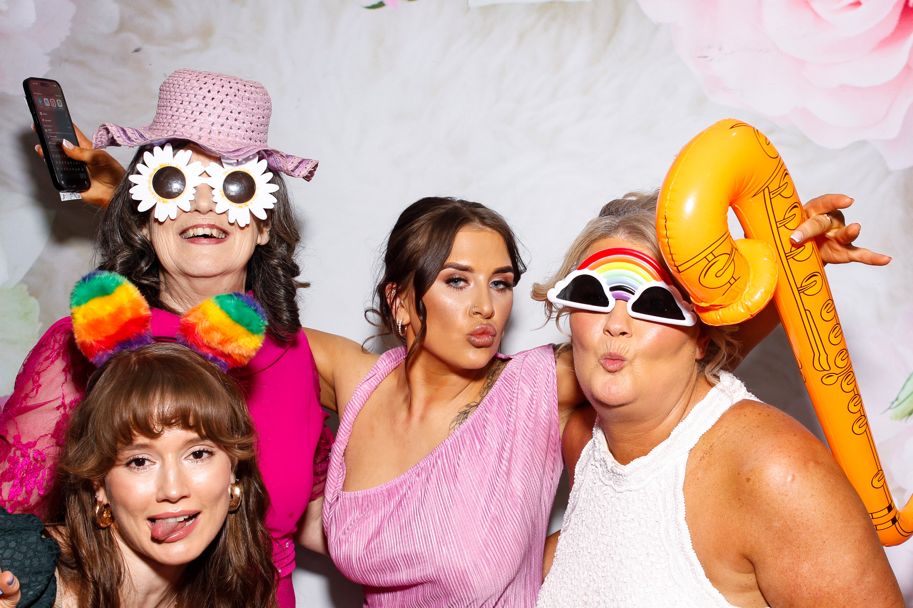 Kathryn & Shane | View more photos from the event at gallery.snapmagic.ie/u/SnapMagic/Kathryn-Shane