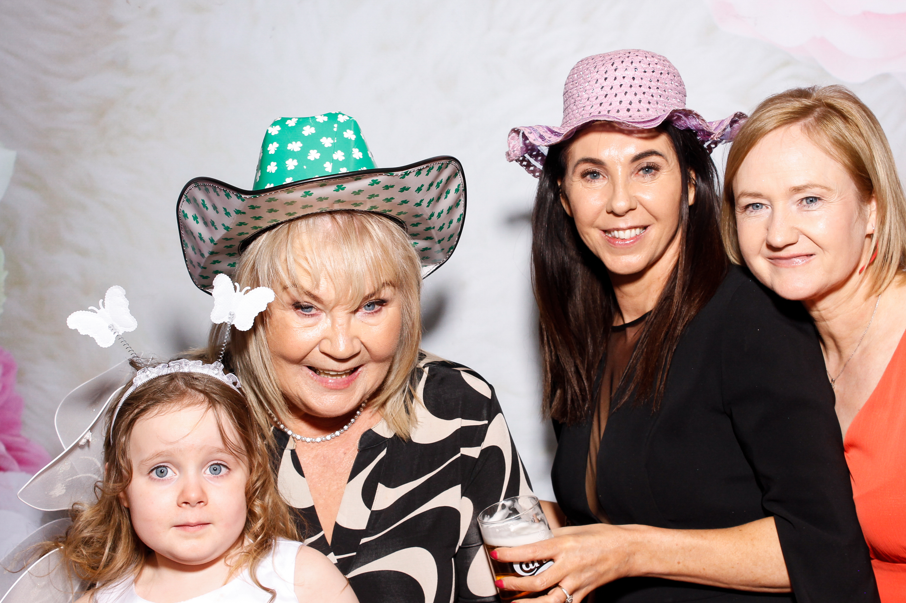 Kathryn & Shane | View more photos from the event at gallery.snapmagic.ie/u/SnapMagic/Kathryn-Shane