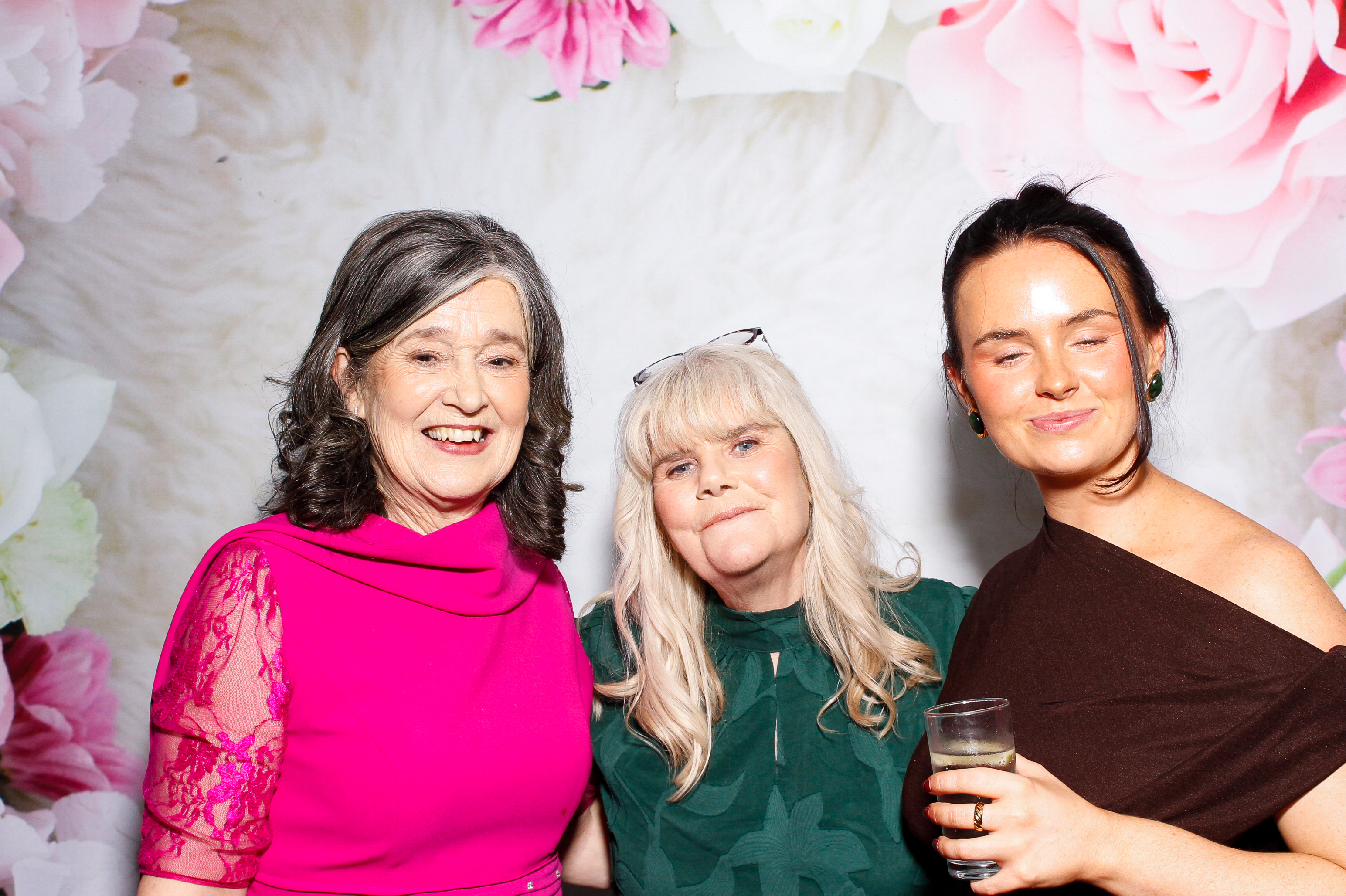 Kathryn & Shane | View more photos from the event at gallery.snapmagic.ie/u/SnapMagic/Kathryn-Shane