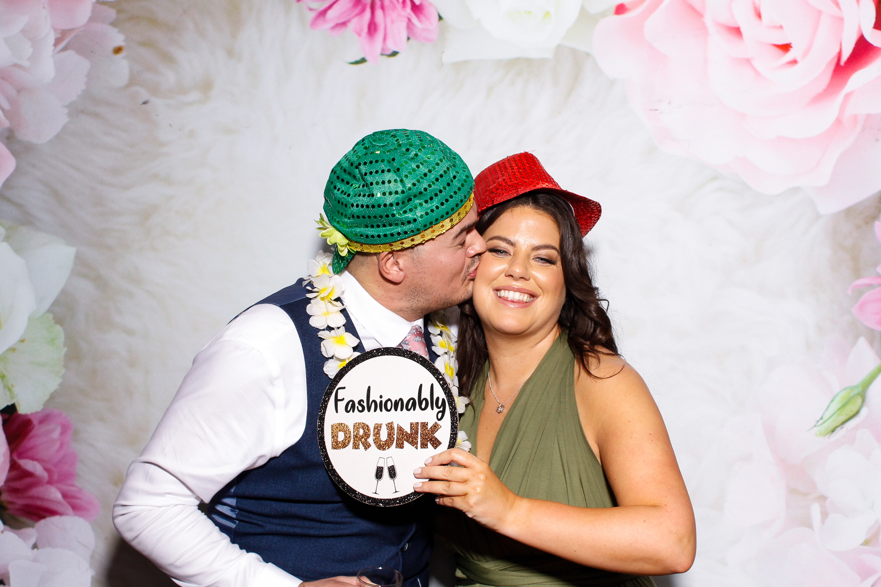 Kathryn & Shane | View more photos from the event at gallery.snapmagic.ie/u/SnapMagic/Kathryn-Shane