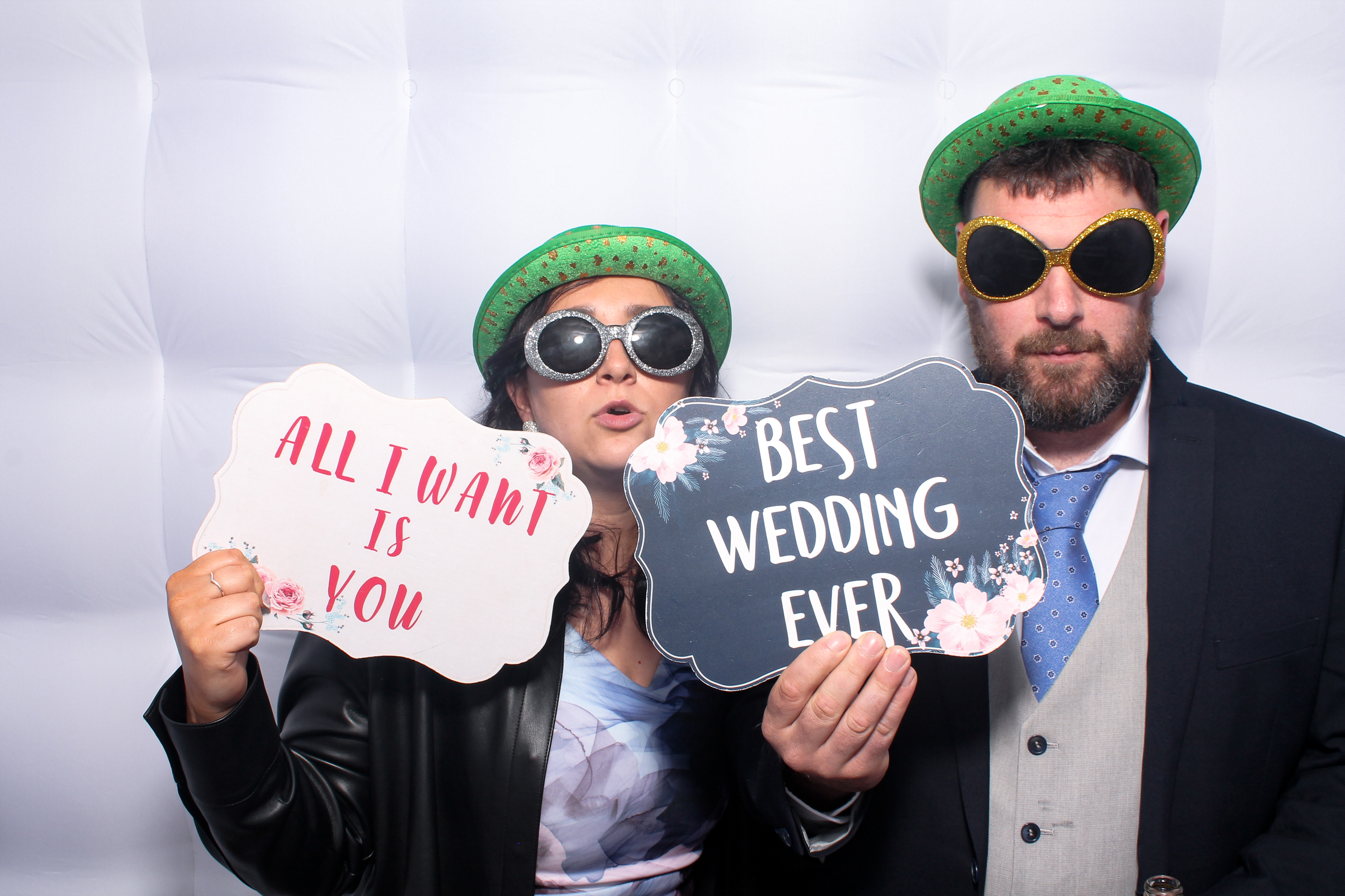Kieran & Cassandra | View more photos from the event at gallery.snapmagic.ie/u/SnapMagic/Kieran-Cassandra