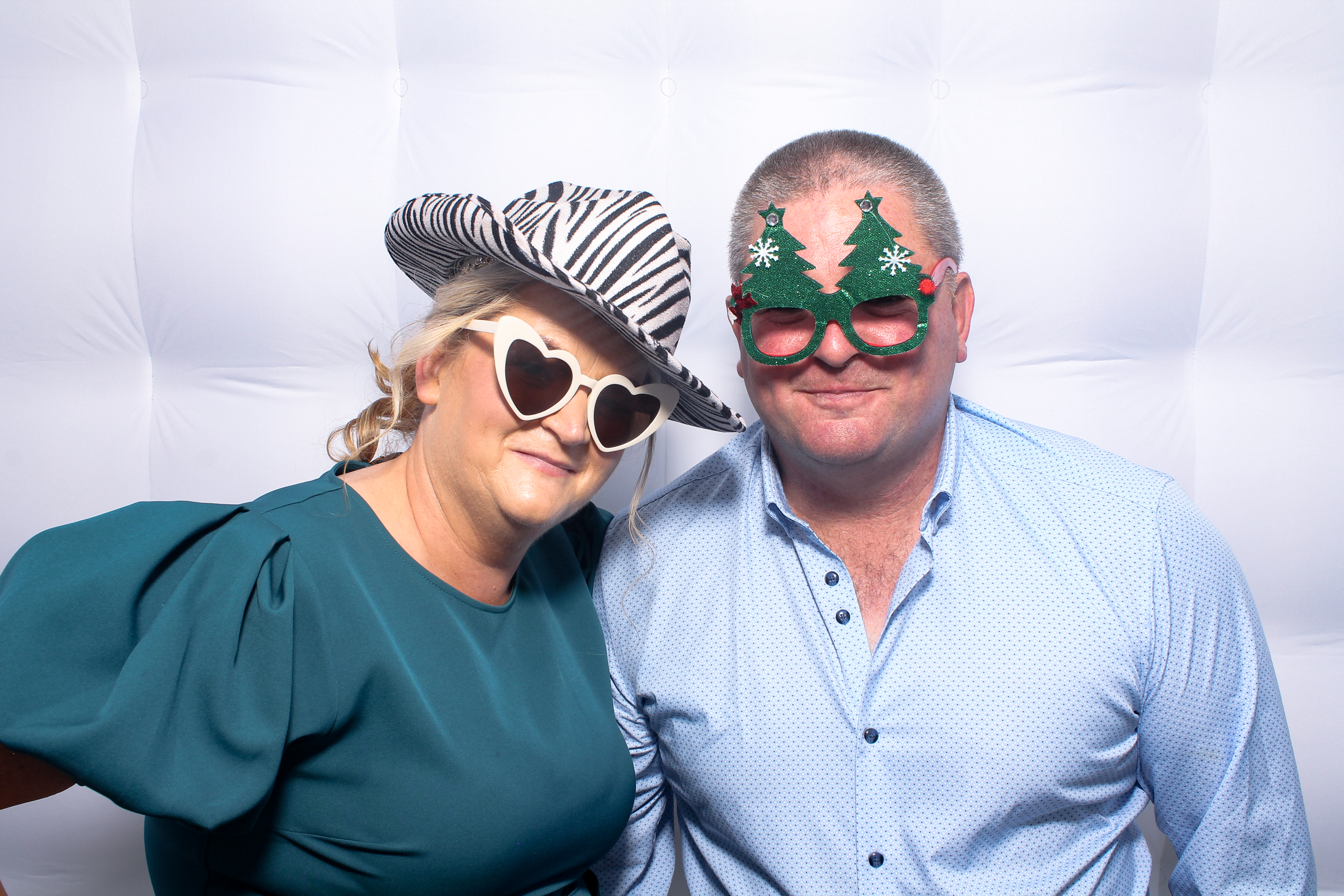 Kieran & Cassandra | View more photos from the event at gallery.snapmagic.ie/u/SnapMagic/Kieran-Cassandra