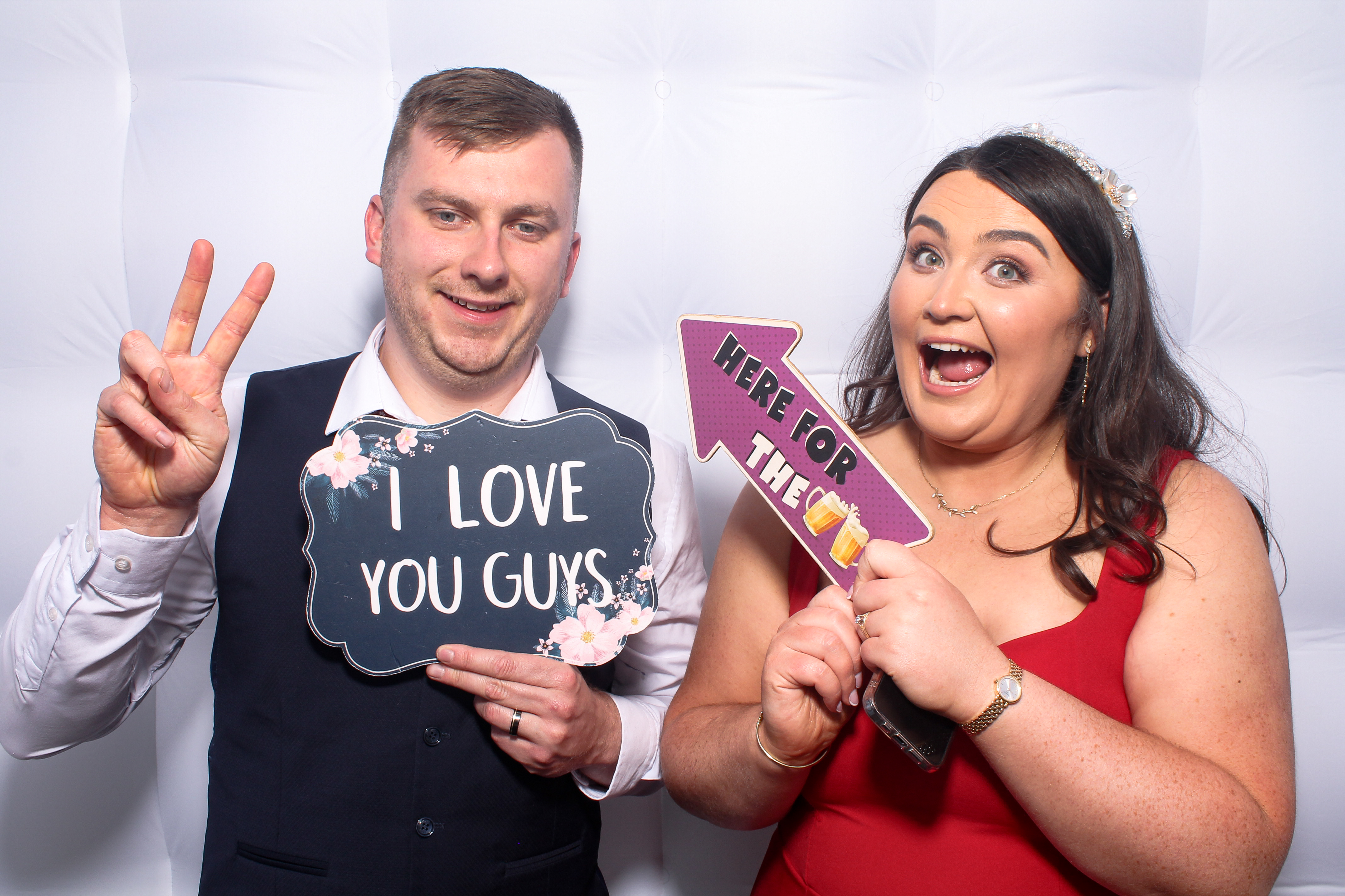 Kieran & Cassandra | View more photos from the event at gallery.snapmagic.ie/u/SnapMagic/Kieran-Cassandra