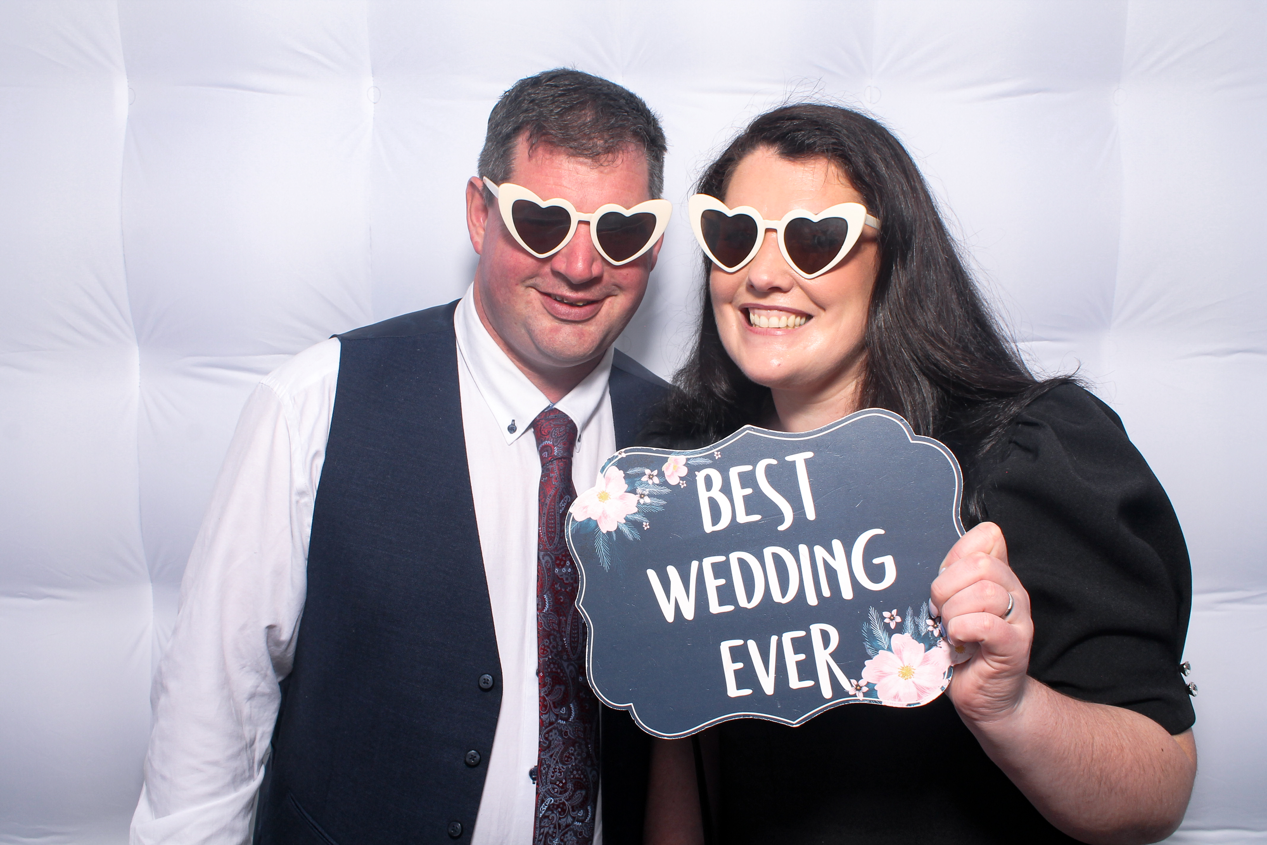 Kieran & Cassandra | View more photos from the event at gallery.snapmagic.ie/u/SnapMagic/Kieran-Cassandra