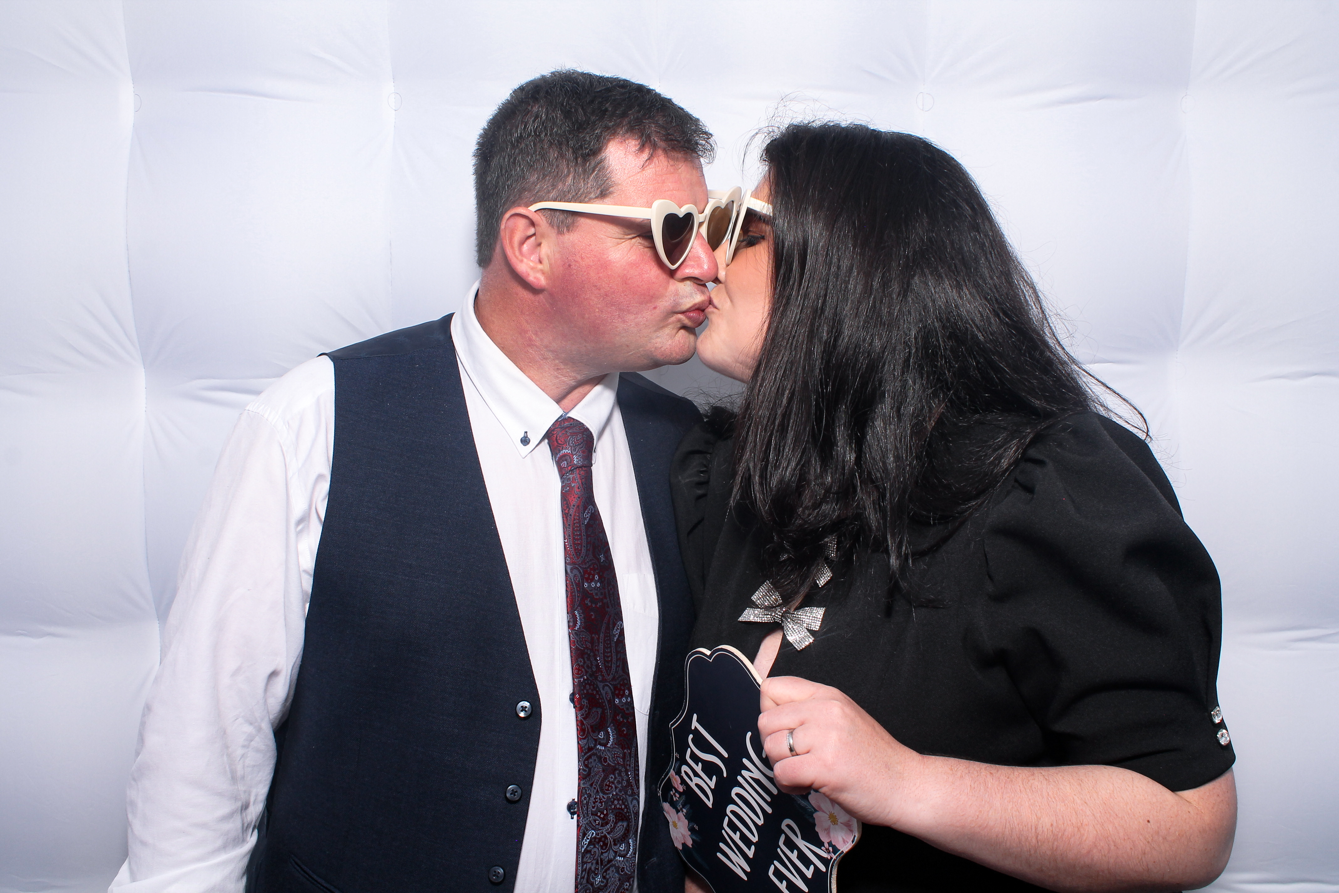 Kieran & Cassandra | View more photos from the event at gallery.snapmagic.ie/u/SnapMagic/Kieran-Cassandra