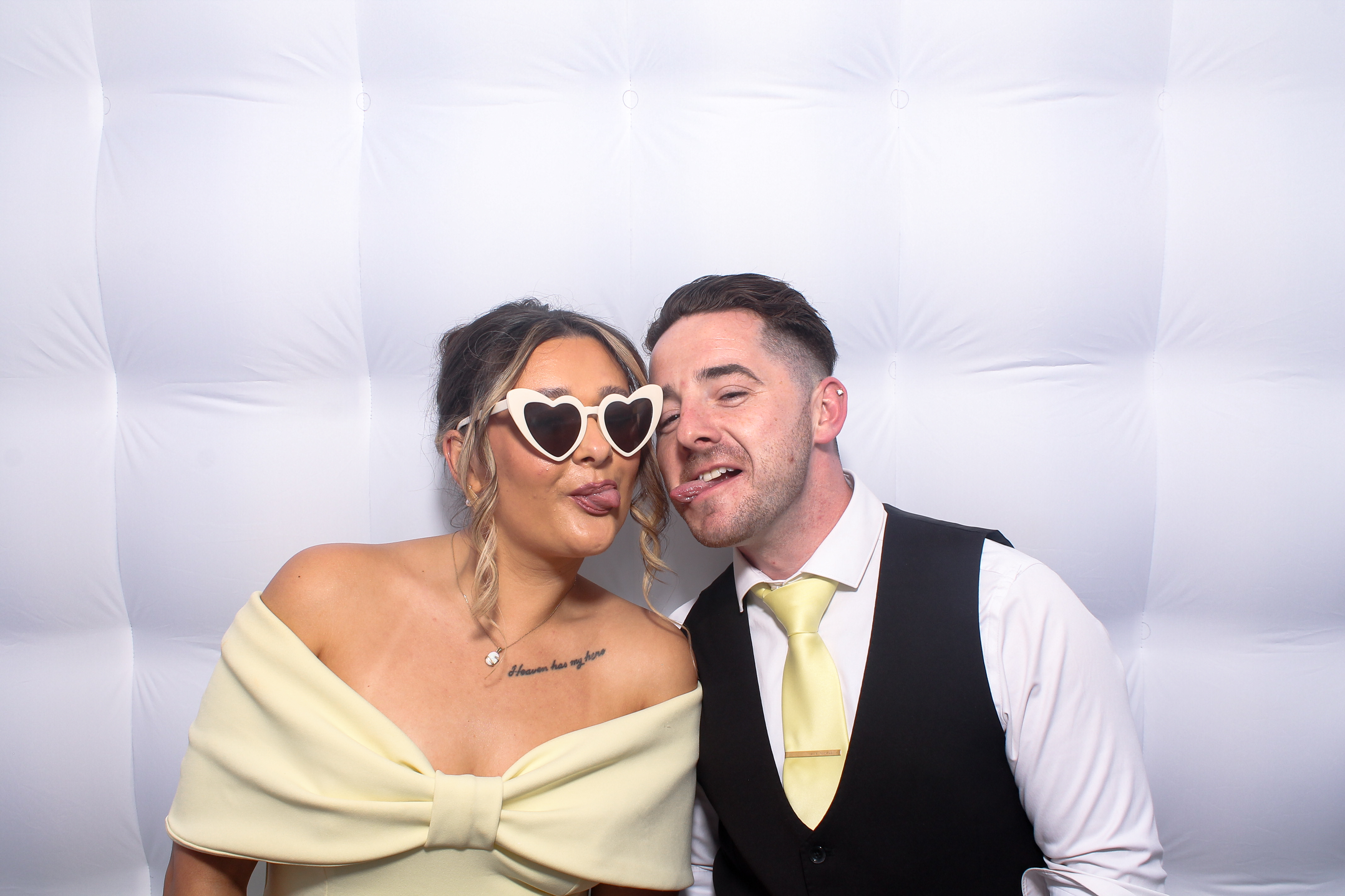Kieran & Cassandra | View more photos from the event at gallery.snapmagic.ie/u/SnapMagic/Kieran-Cassandra