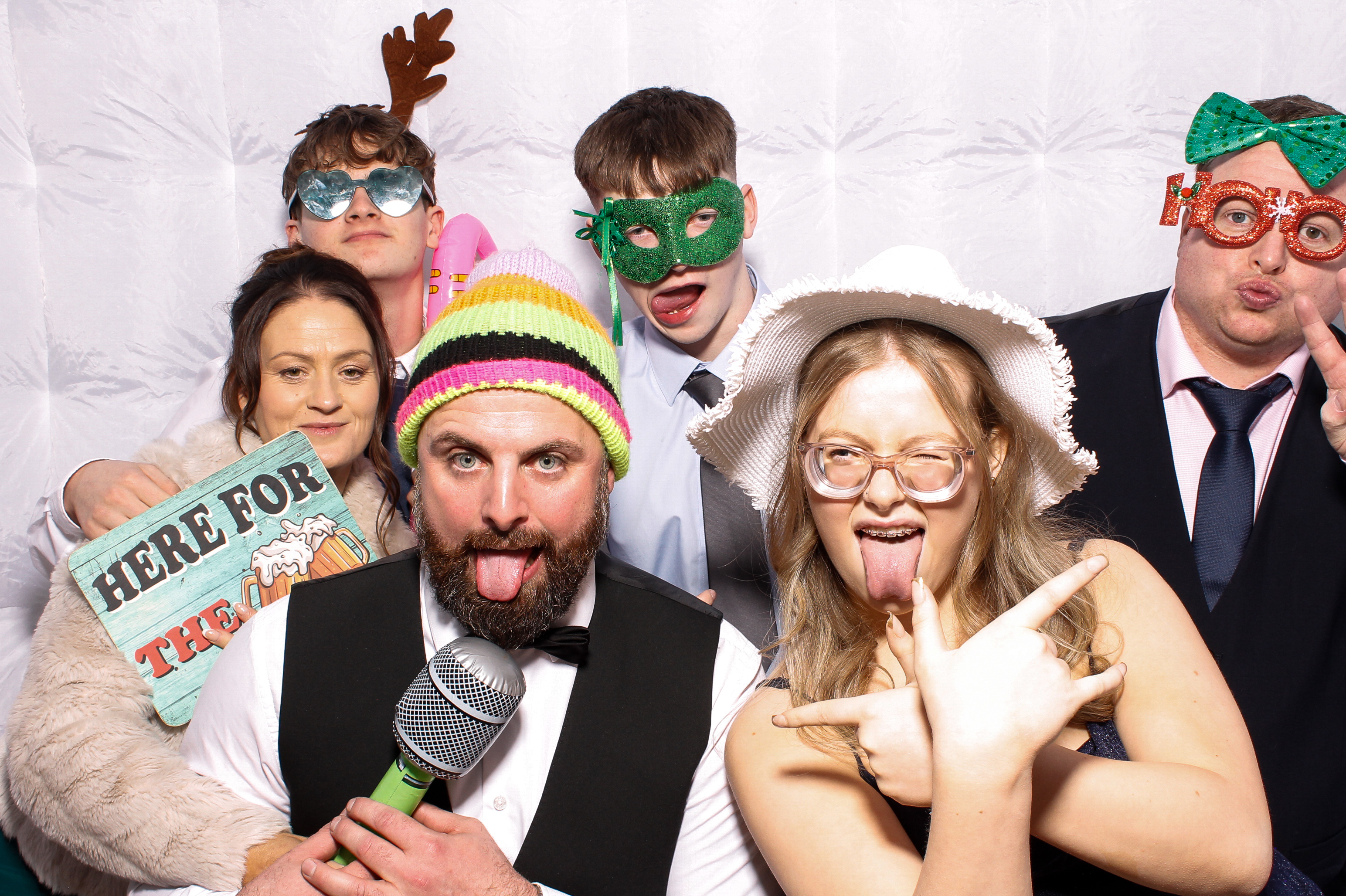 Linda & James | View more photos from the event at gallery.snapmagic.ie/u/SnapMagic/Linda-James