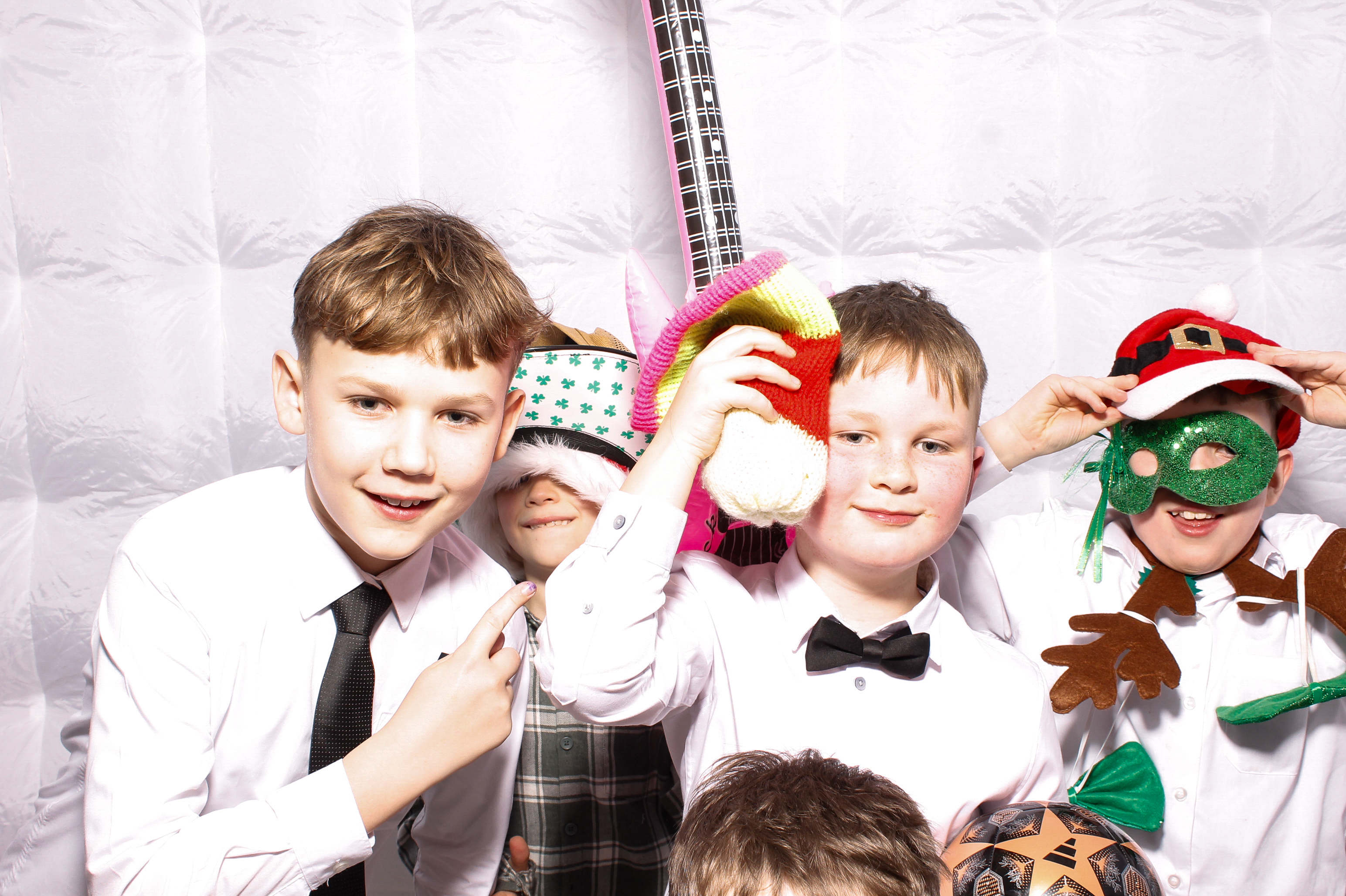 Linda & James | View more photos from the event at gallery.snapmagic.ie/u/SnapMagic/Linda-James