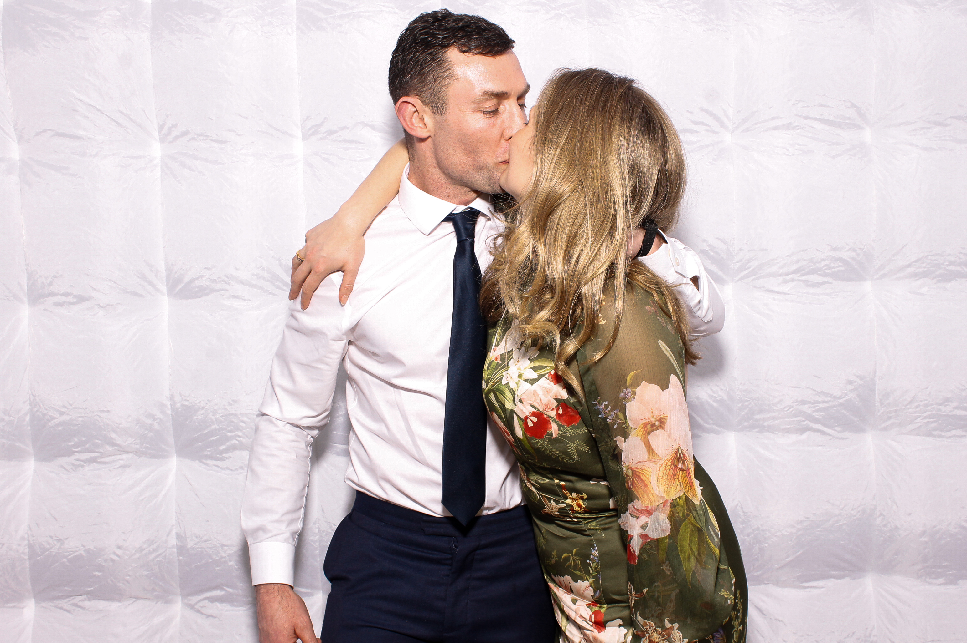 Linda & James | View more photos from the event at gallery.snapmagic.ie/u/SnapMagic/Linda-James