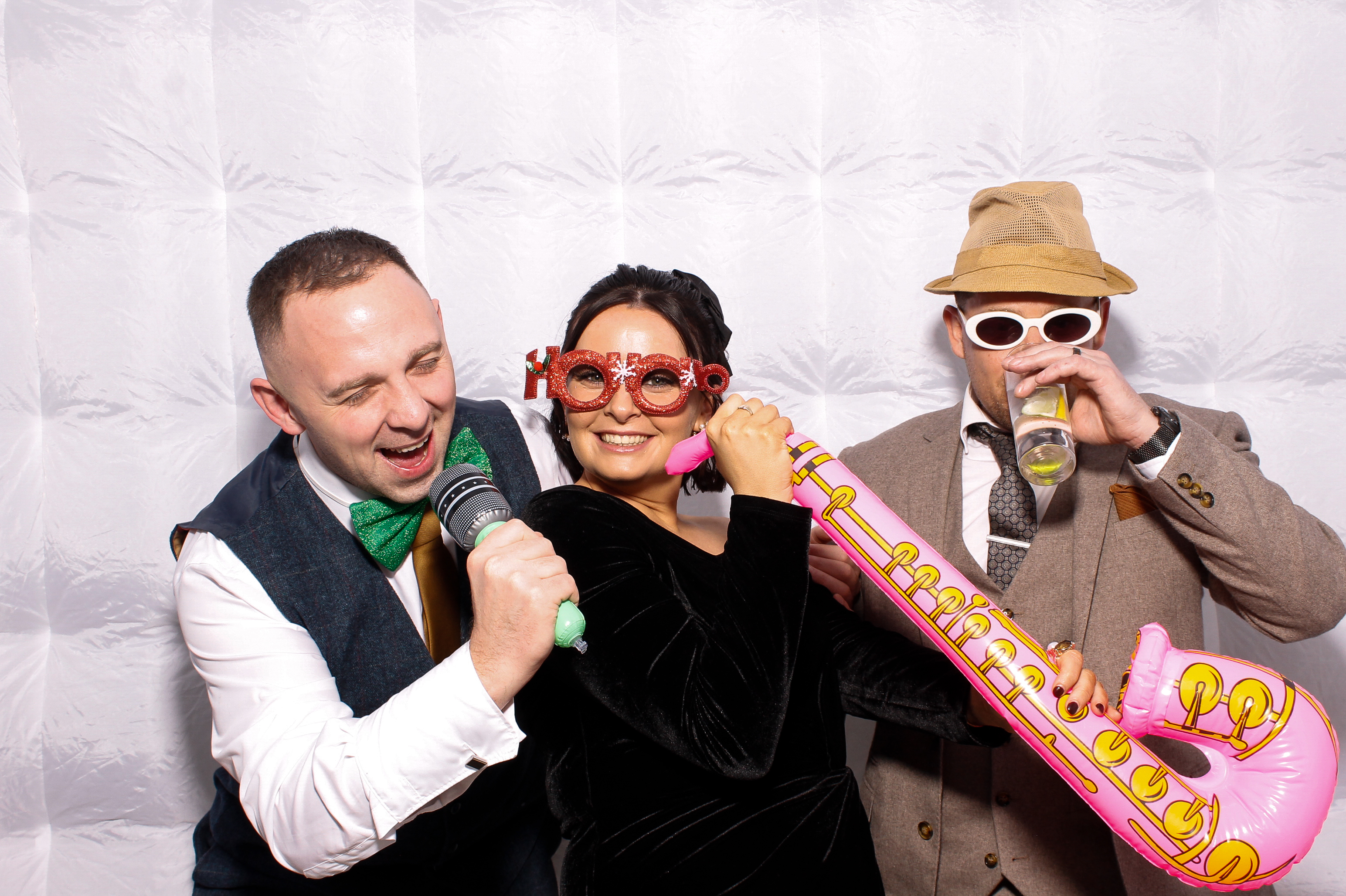 Linda & James | View more photos from the event at gallery.snapmagic.ie/u/SnapMagic/Linda-James