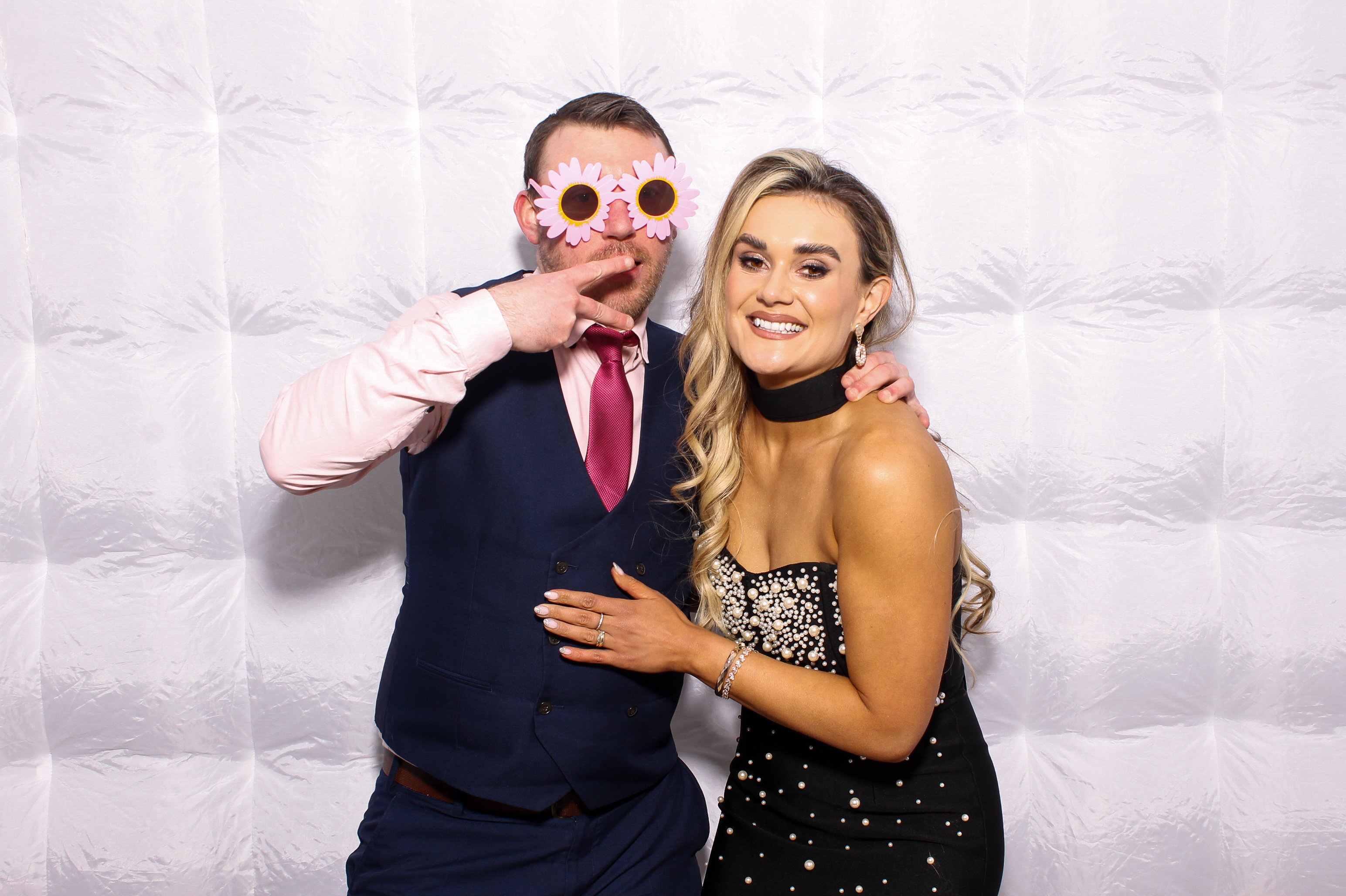 Linda & James | View more photos from the event at gallery.snapmagic.ie/u/SnapMagic/Linda-James