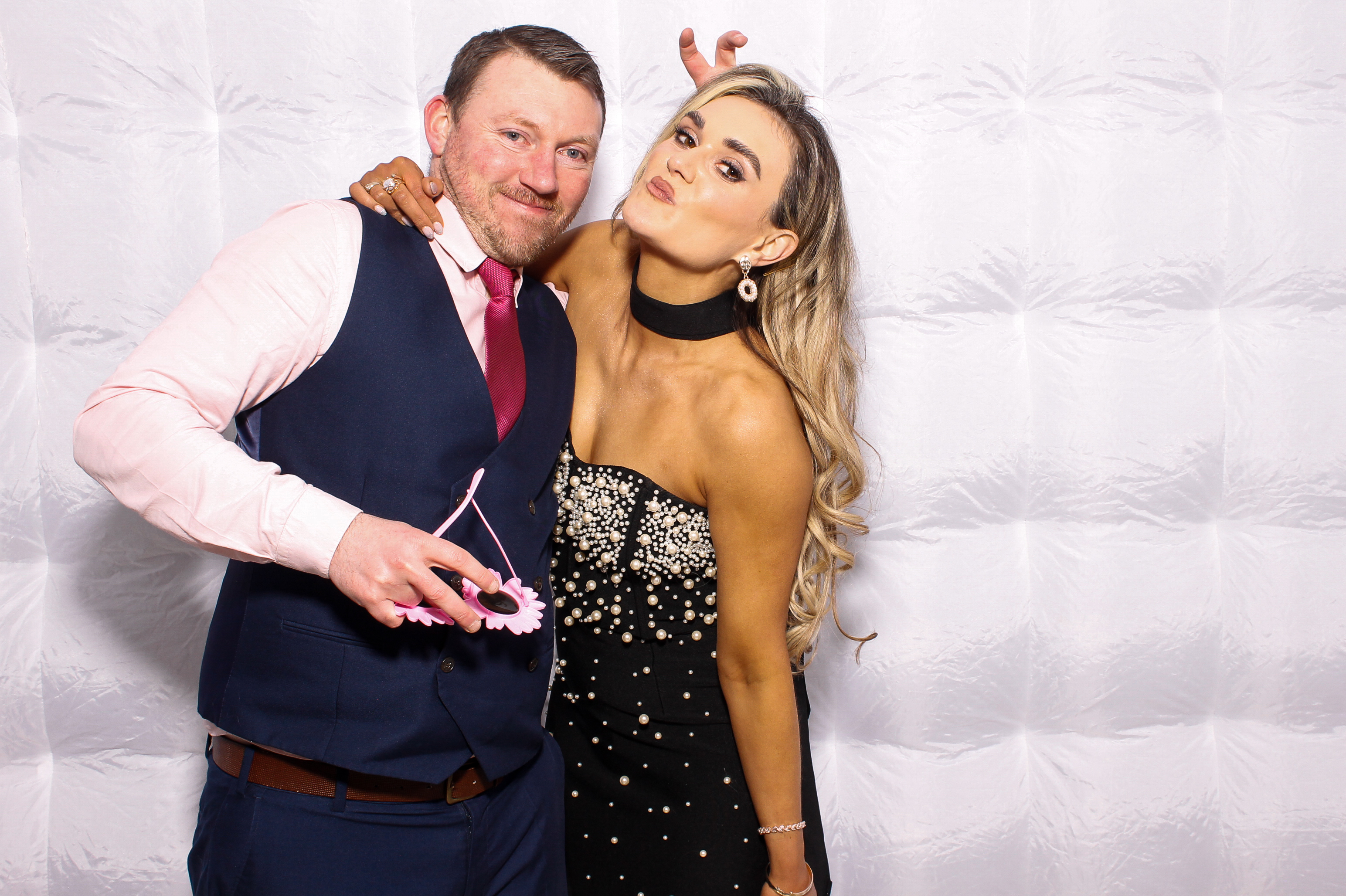 Linda & James | View more photos from the event at gallery.snapmagic.ie/u/SnapMagic/Linda-James