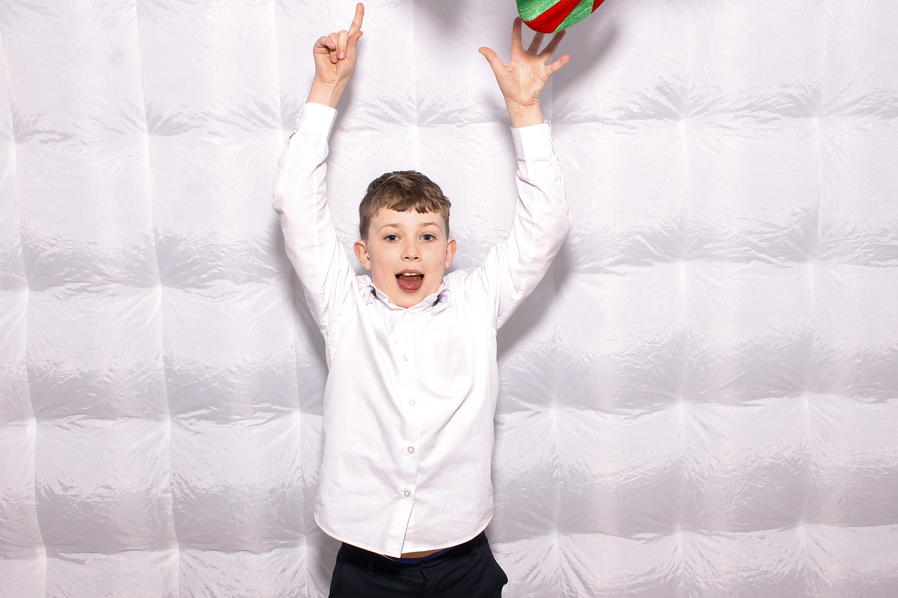 Linda & James | View more photos from the event at gallery.snapmagic.ie/u/SnapMagic/Linda-James