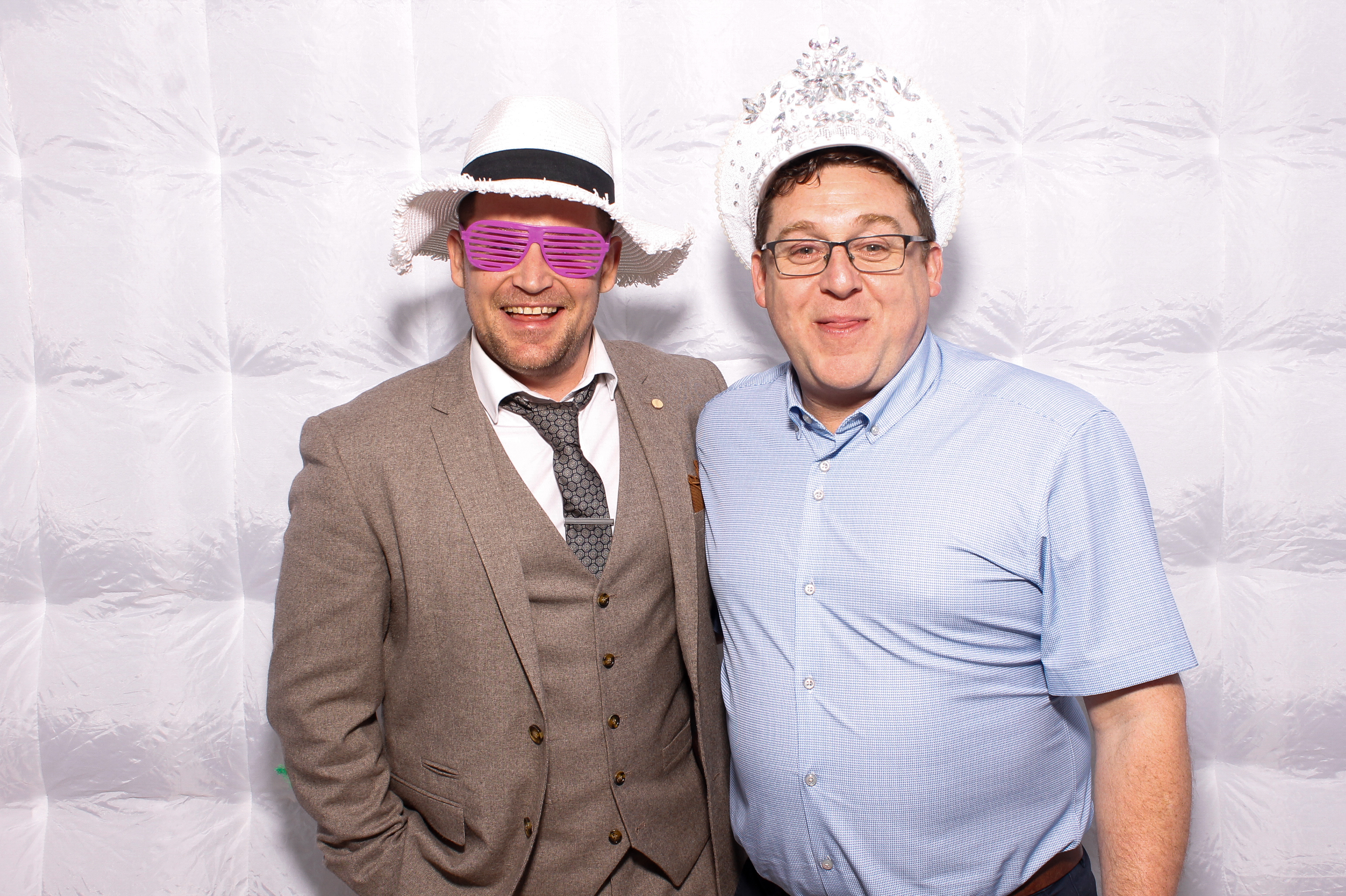 Linda & James | View more photos from the event at gallery.snapmagic.ie/u/SnapMagic/Linda-James