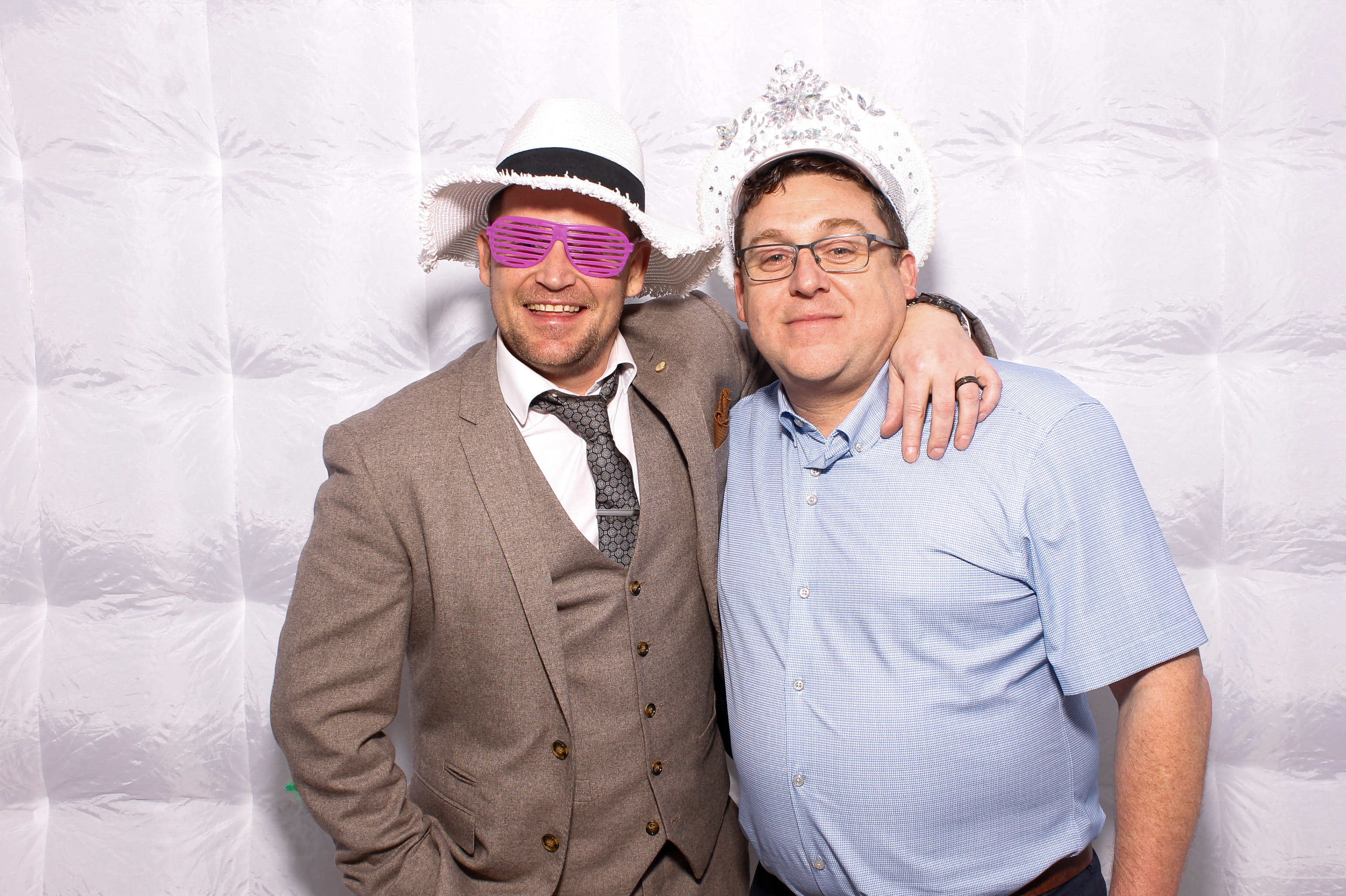 Linda & James | View more photos from the event at gallery.snapmagic.ie/u/SnapMagic/Linda-James