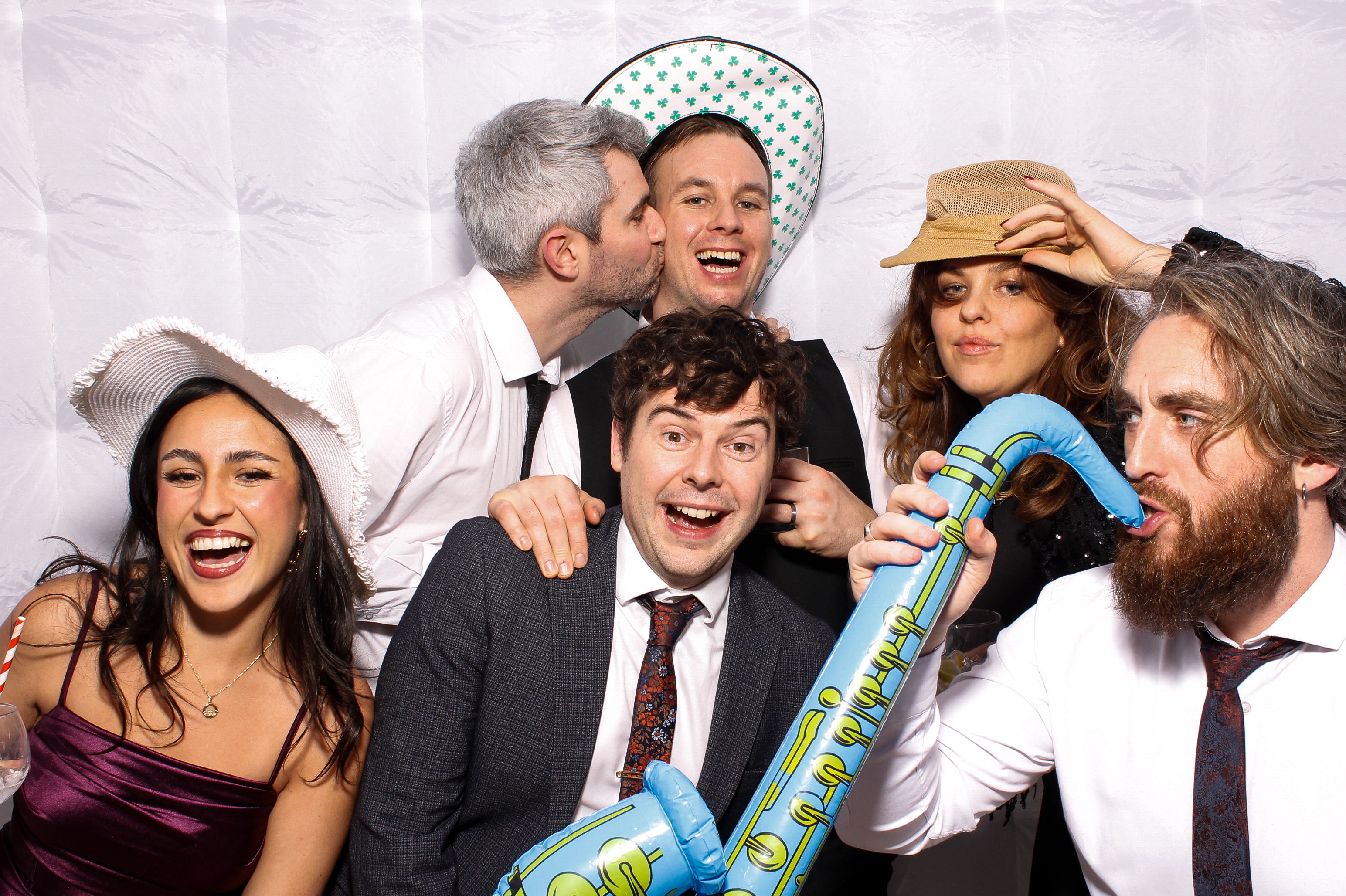 Linda & James | View more photos from the event at gallery.snapmagic.ie/u/SnapMagic/Linda-James