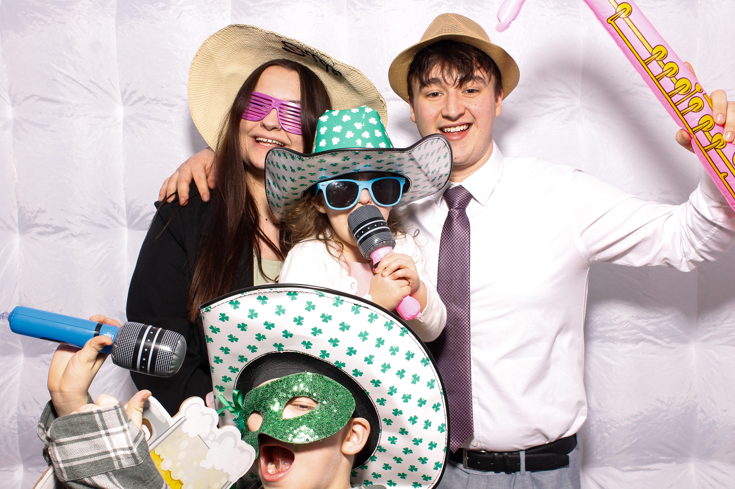 Linda & James | View more photos from the event at gallery.snapmagic.ie/u/SnapMagic/Linda-James