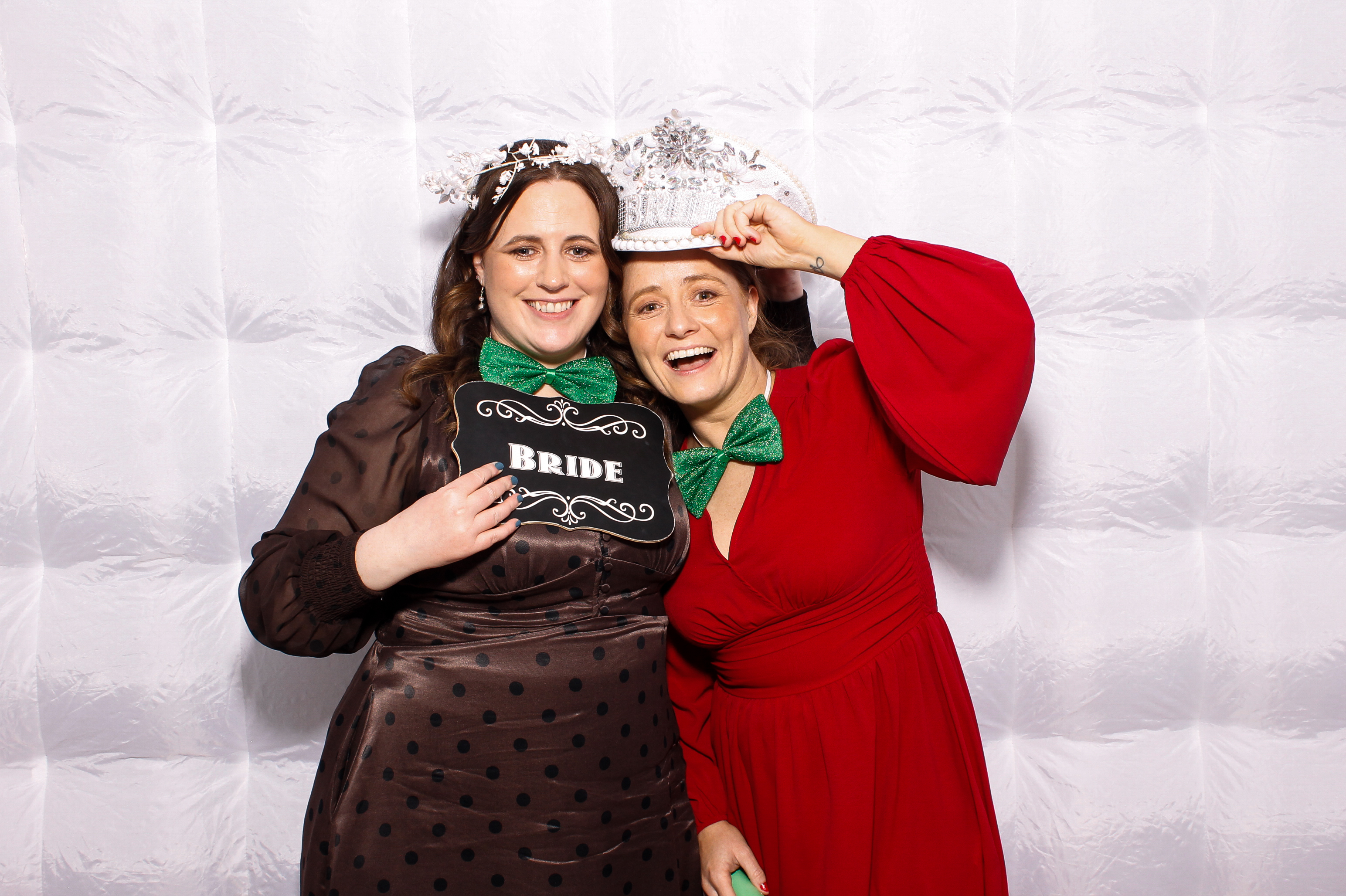 Linda & James | View more photos from the event at gallery.snapmagic.ie/u/SnapMagic/Linda-James