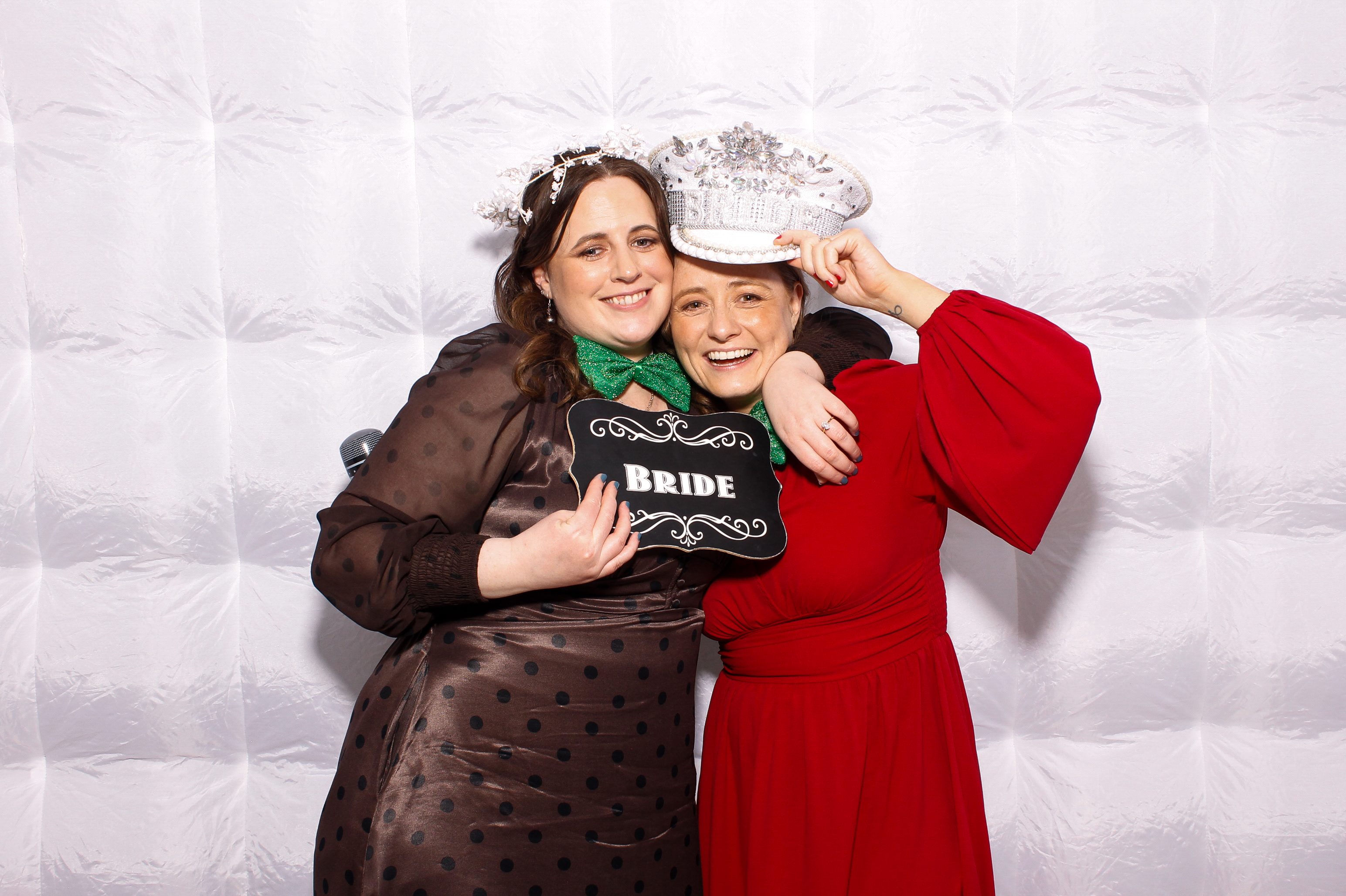 Linda & James | View more photos from the event at gallery.snapmagic.ie/u/SnapMagic/Linda-James