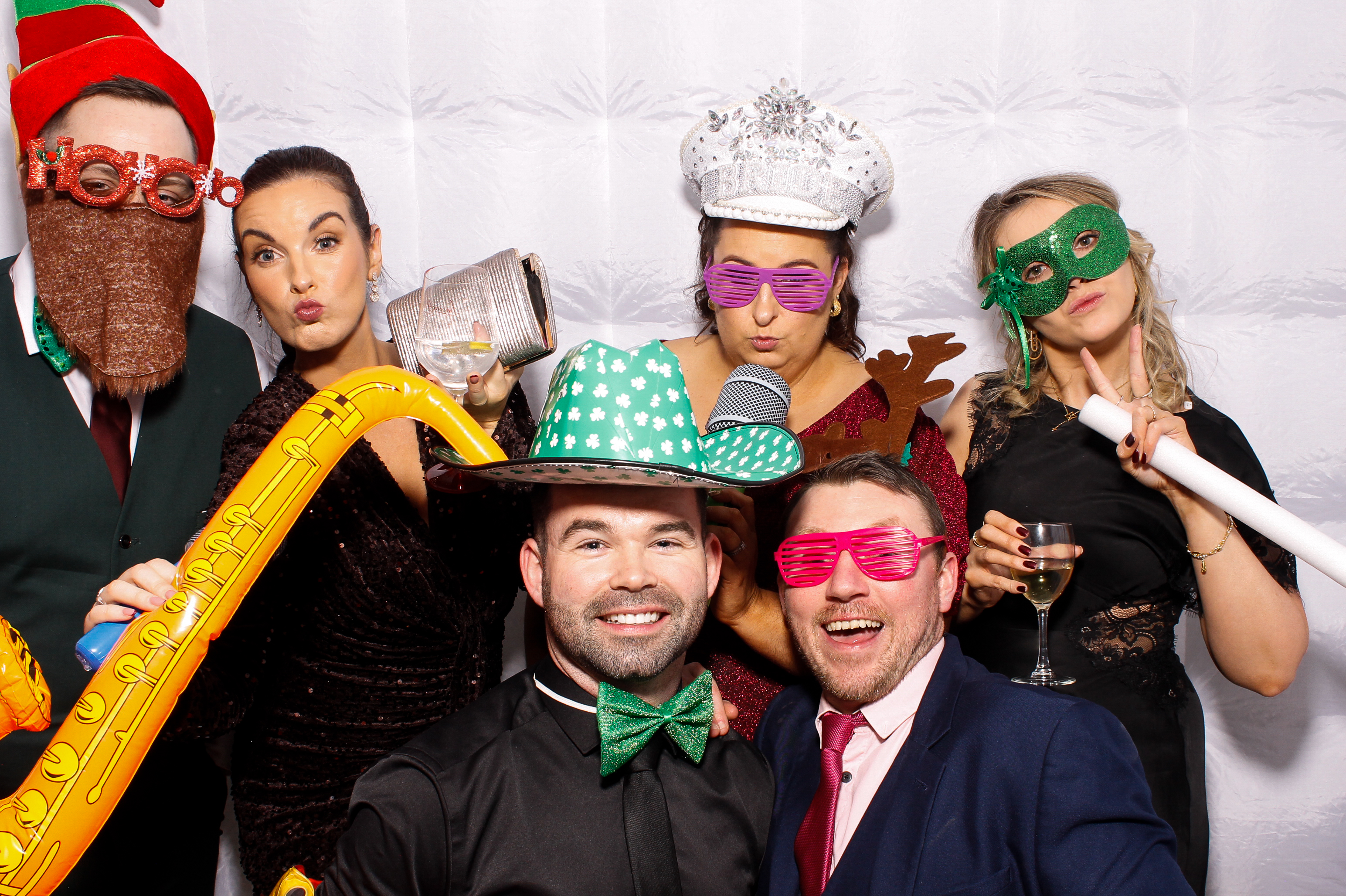 Linda & James | View more photos from the event at gallery.snapmagic.ie/u/SnapMagic/Linda-James