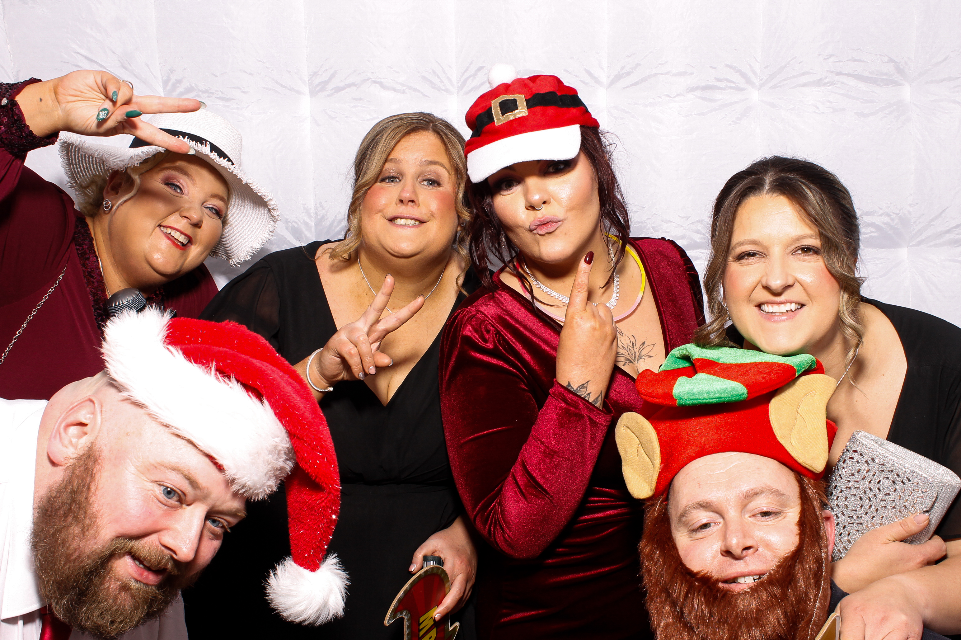 Linda & James | View more photos from the event at gallery.snapmagic.ie/u/SnapMagic/Linda-James