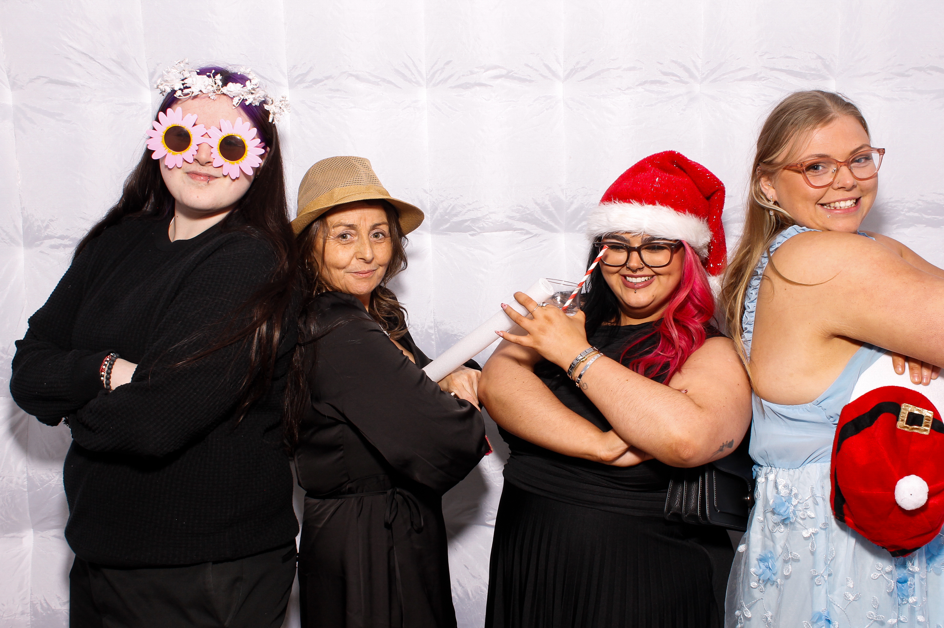 Linda & James | View more photos from the event at gallery.snapmagic.ie/u/SnapMagic/Linda-James