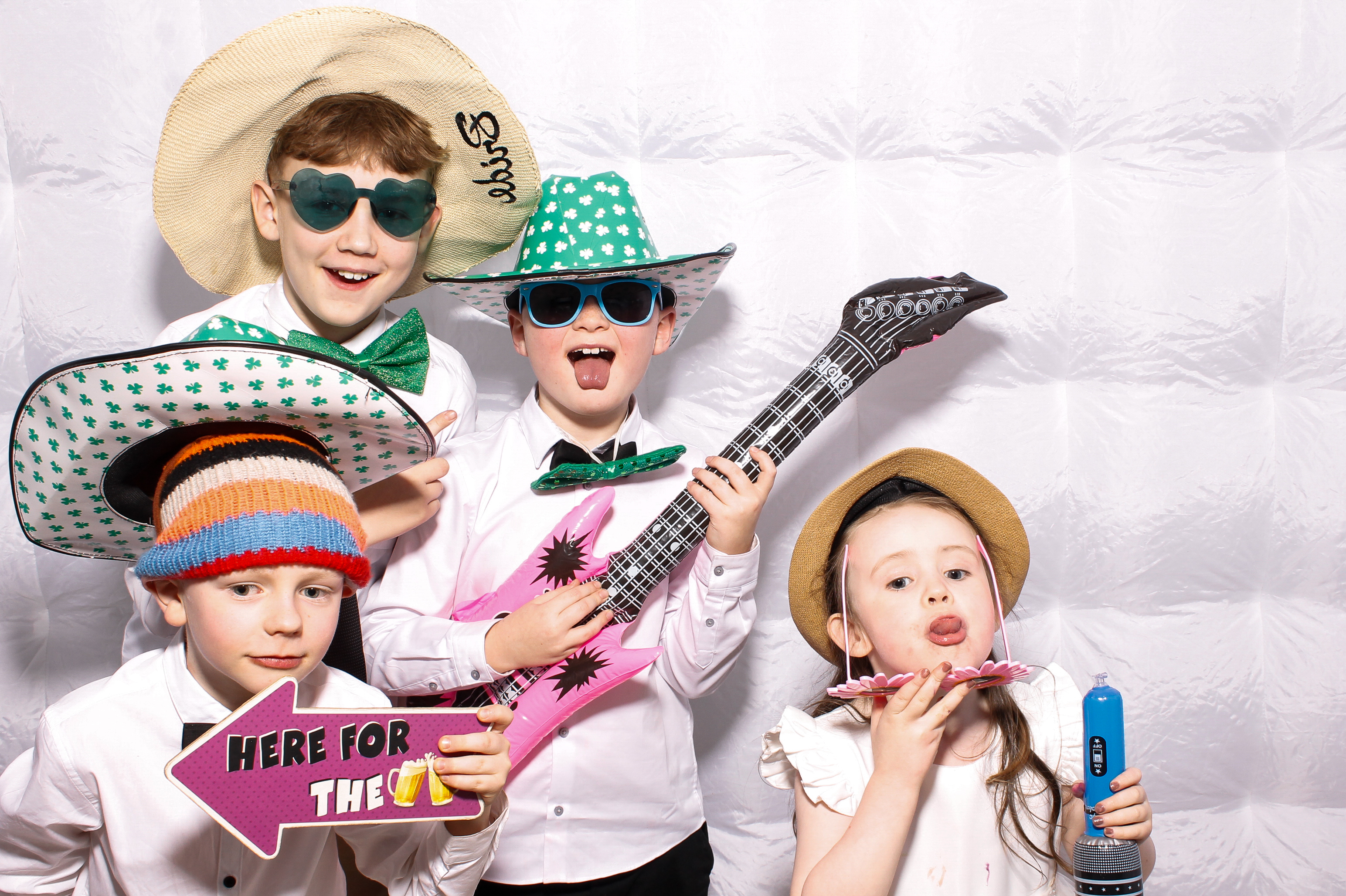 Linda & James | View more photos from the event at gallery.snapmagic.ie/u/SnapMagic/Linda-James