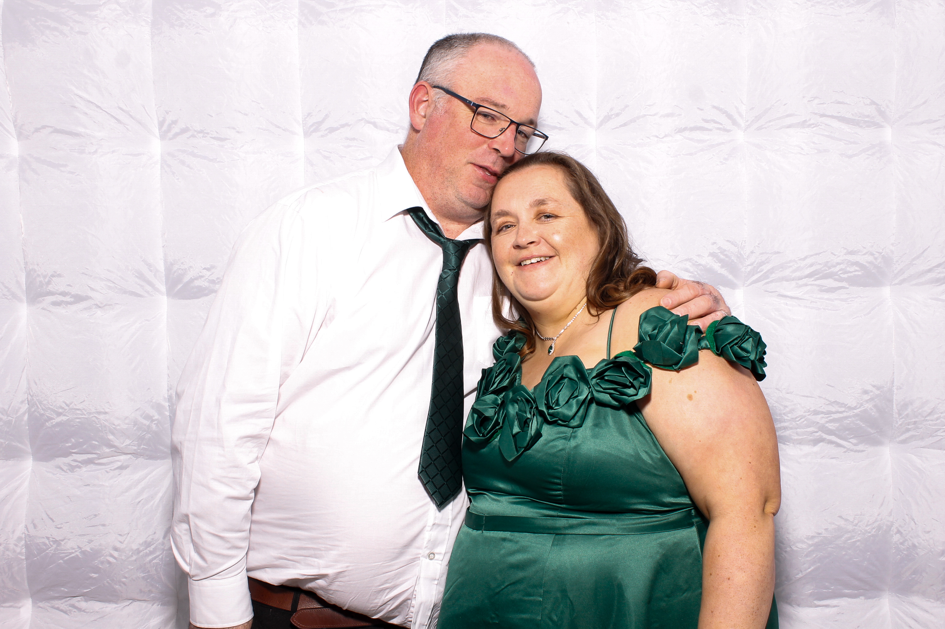 Linda & James | View more photos from the event at gallery.snapmagic.ie/u/SnapMagic/Linda-James