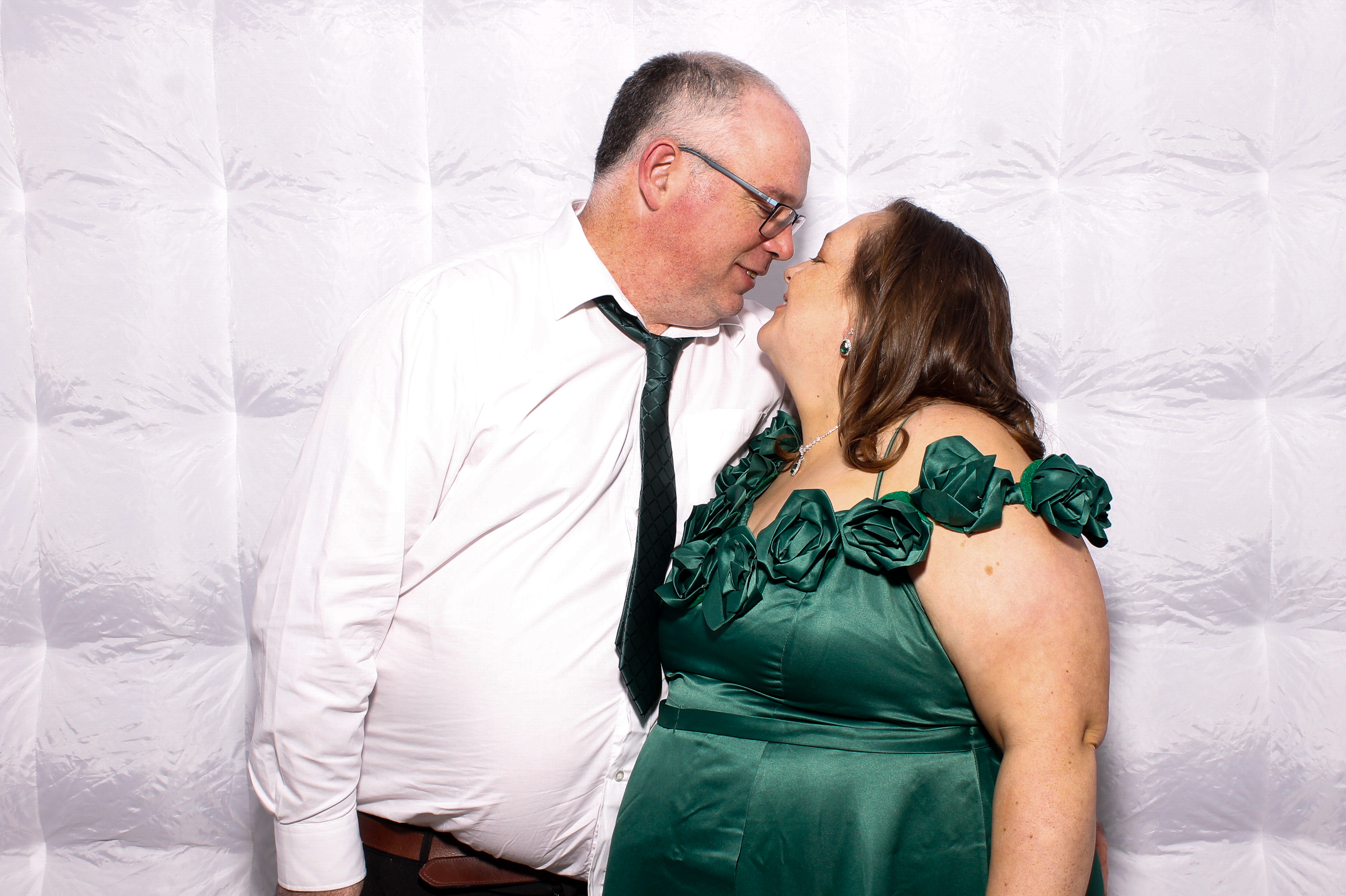 Linda & James | View more photos from the event at gallery.snapmagic.ie/u/SnapMagic/Linda-James