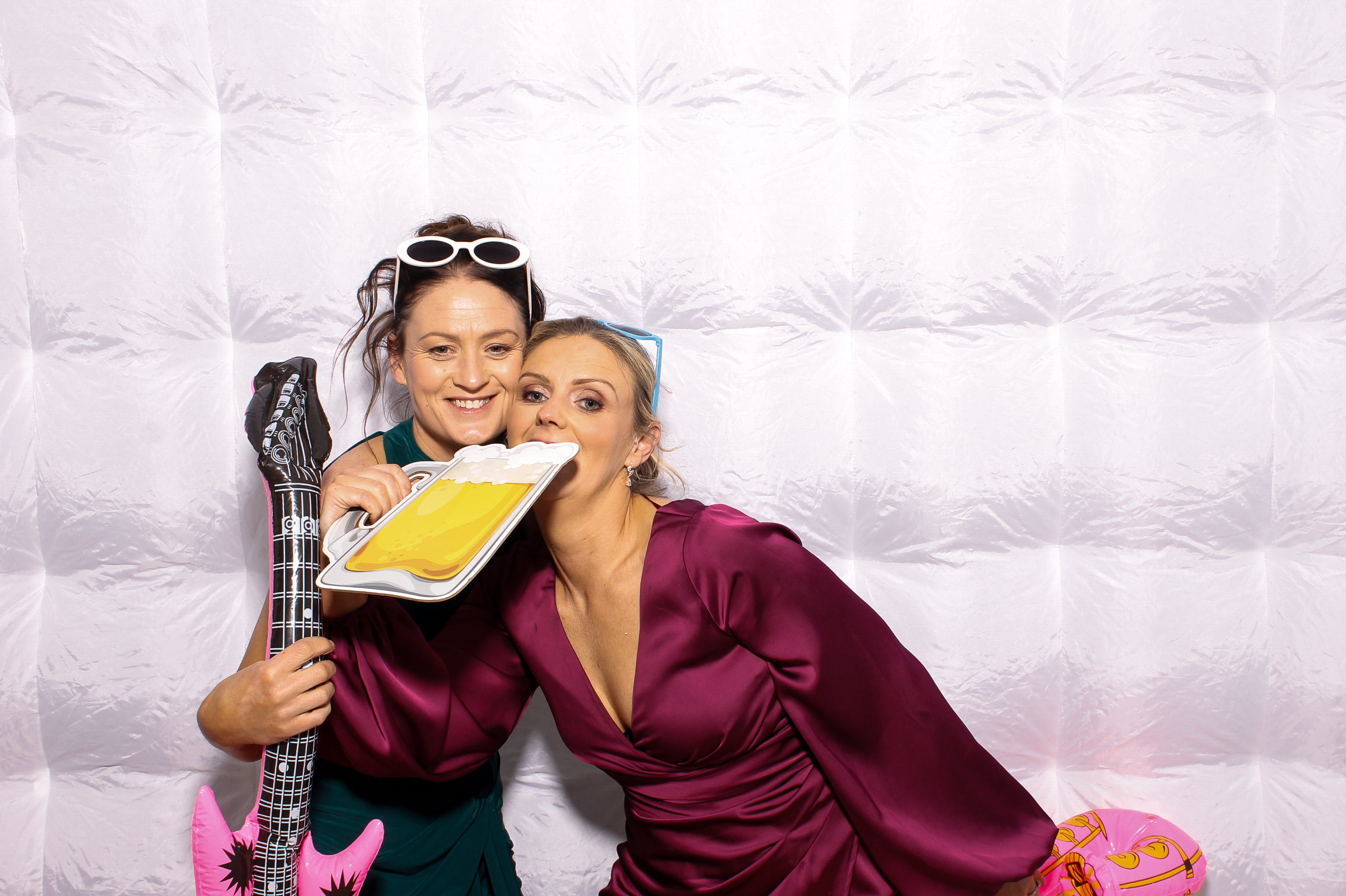 Linda & James | View more photos from the event at gallery.snapmagic.ie/u/SnapMagic/Linda-James