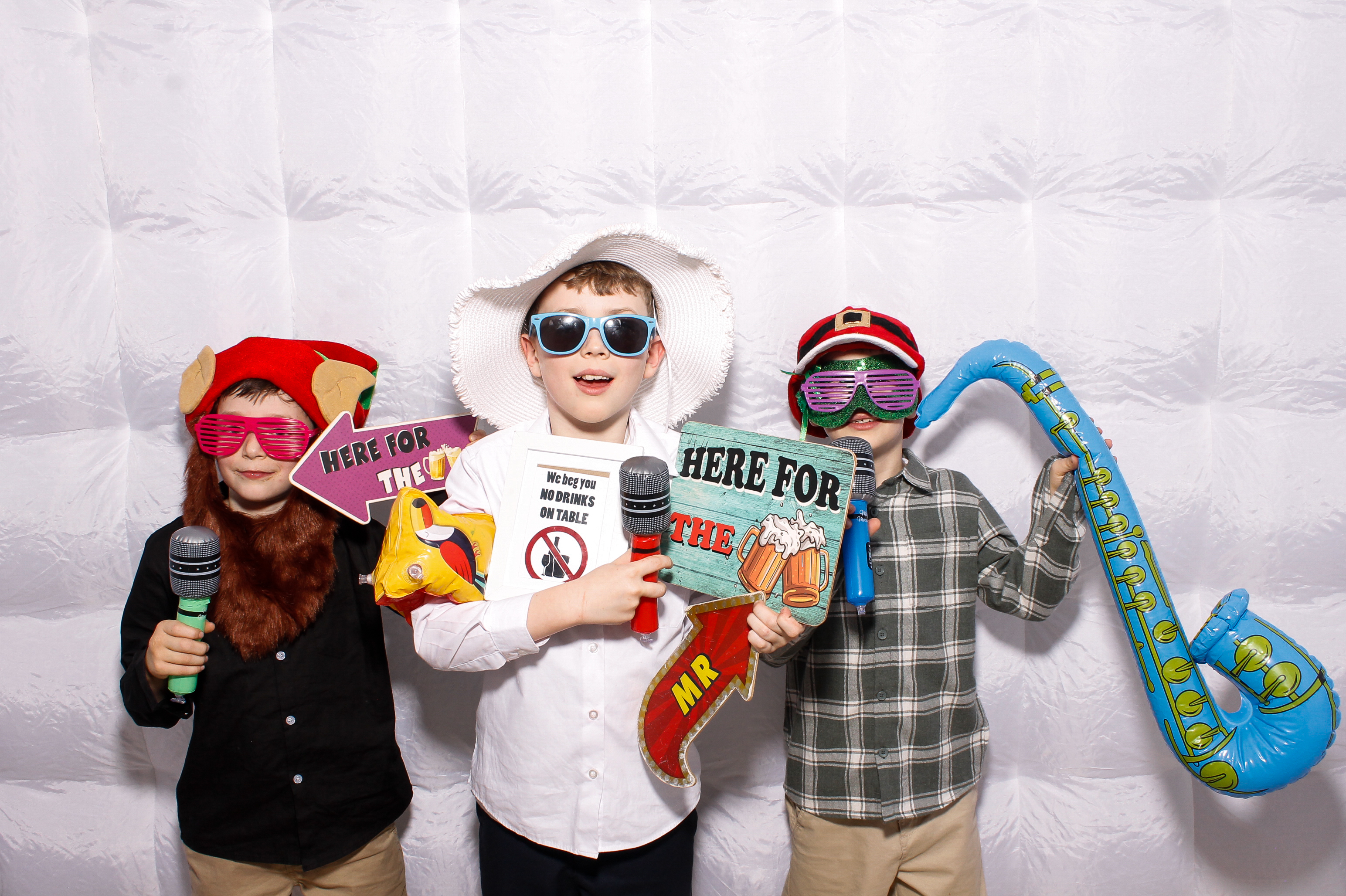 Linda & James | View more photos from the event at gallery.snapmagic.ie/u/SnapMagic/Linda-James