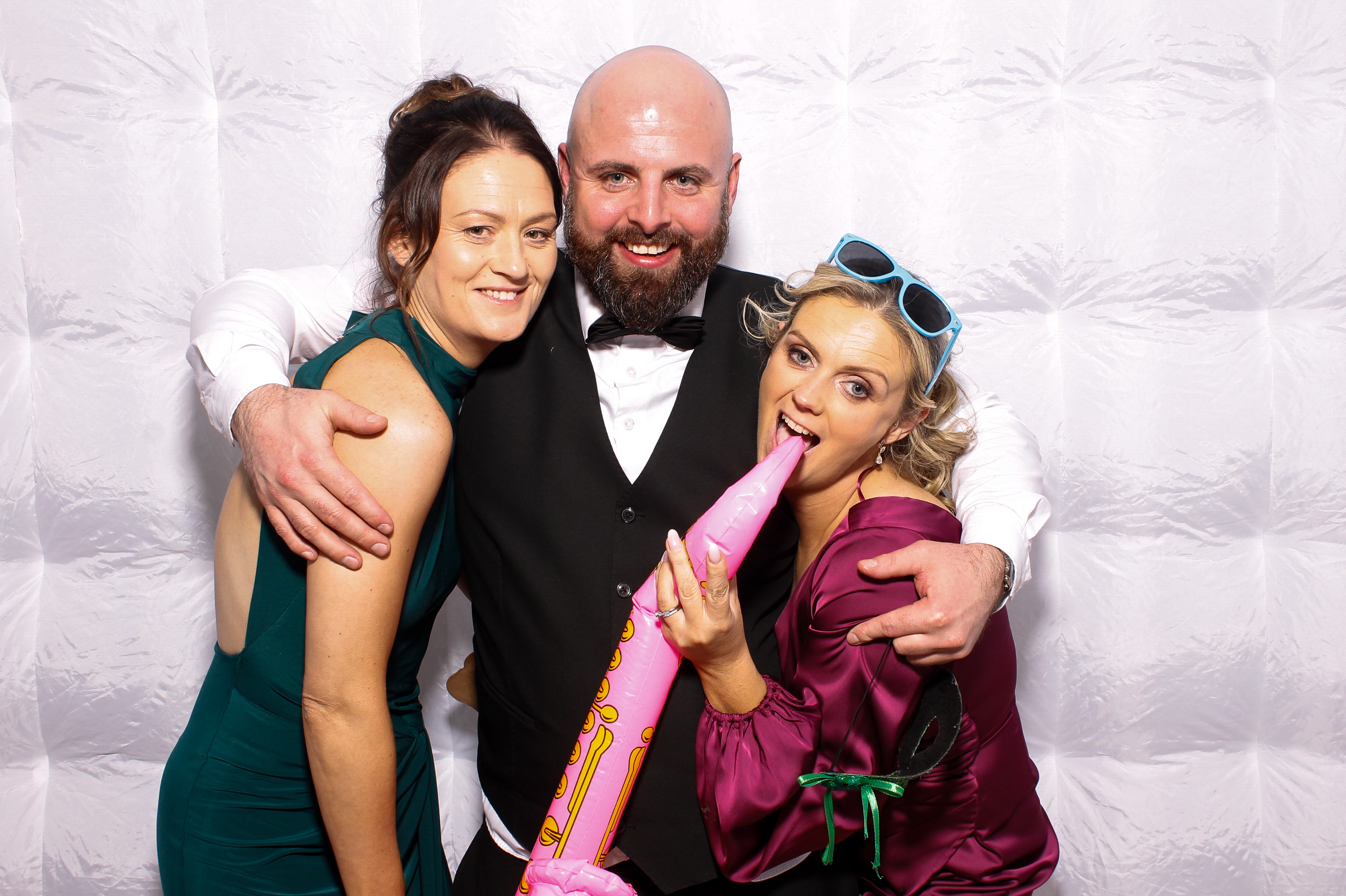 Linda & James | View more photos from the event at gallery.snapmagic.ie/u/SnapMagic/Linda-James