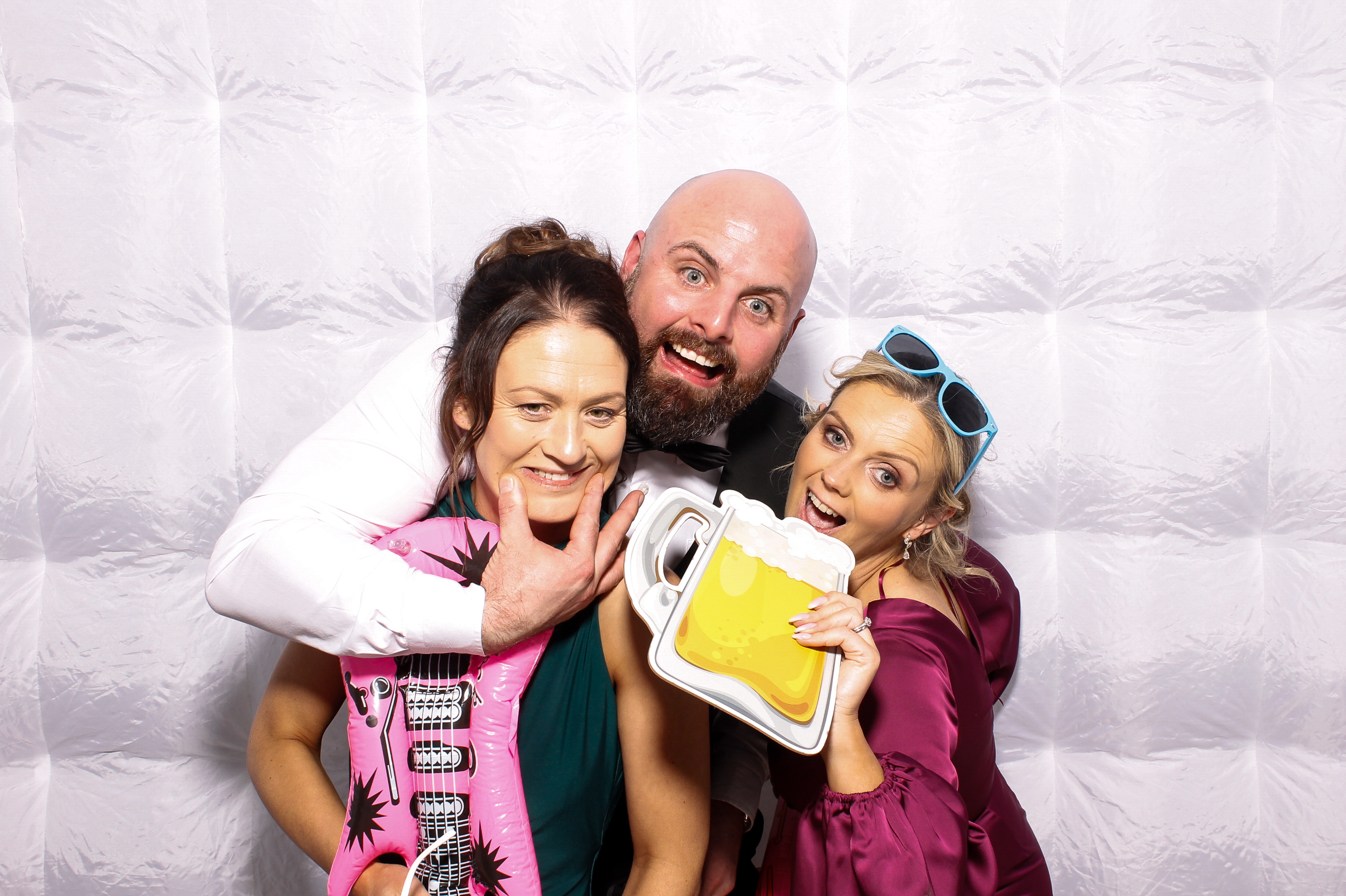 Linda & James | View more photos from the event at gallery.snapmagic.ie/u/SnapMagic/Linda-James