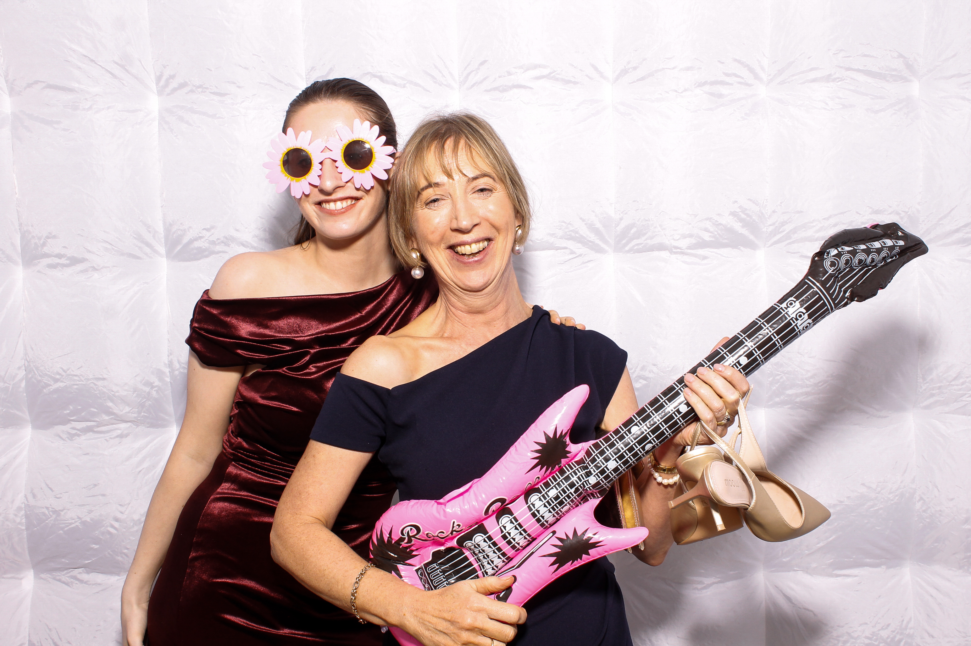 Linda & James | View more photos from the event at gallery.snapmagic.ie/u/SnapMagic/Linda-James