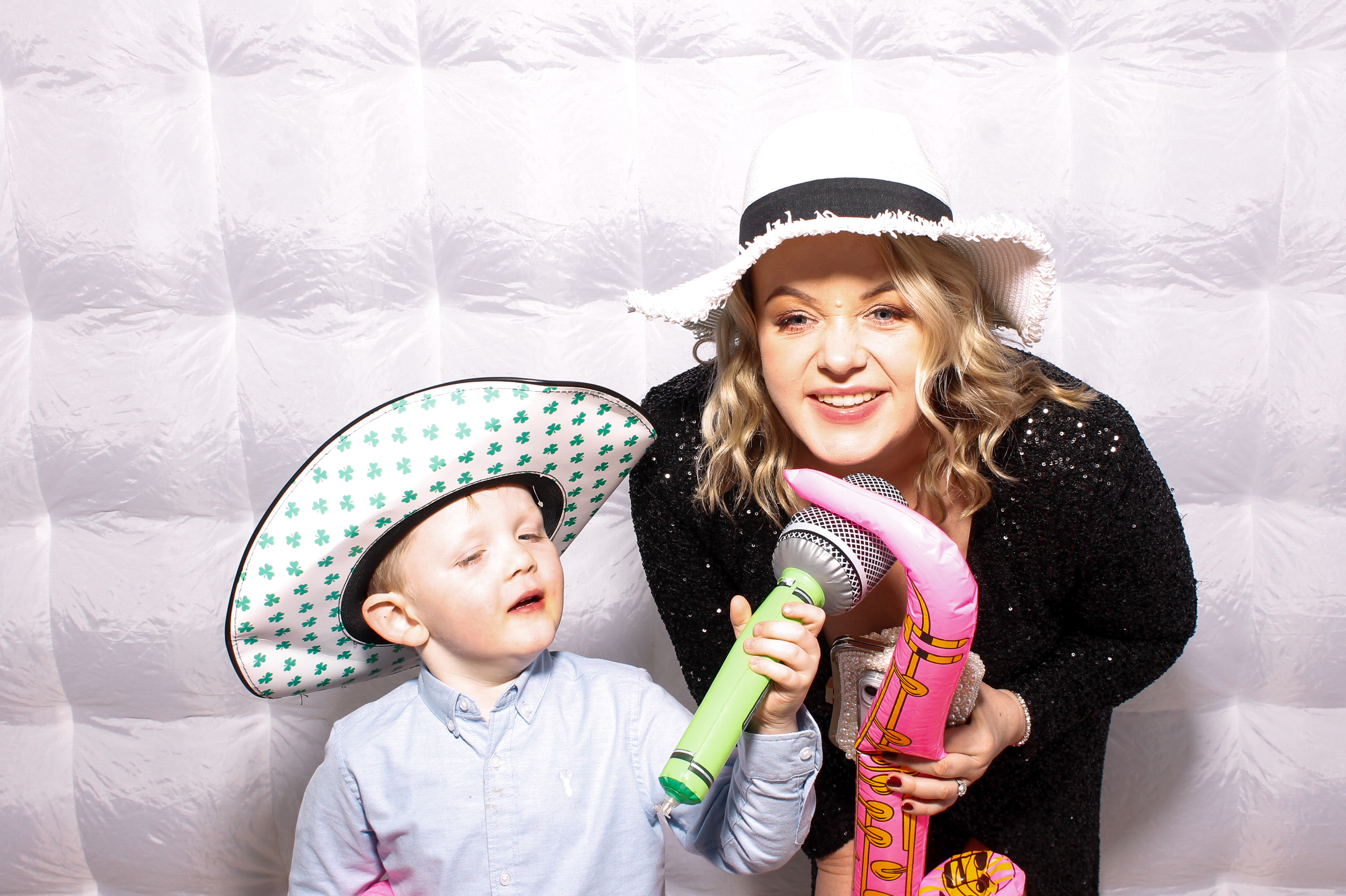 Linda & James | View more photos from the event at gallery.snapmagic.ie/u/SnapMagic/Linda-James