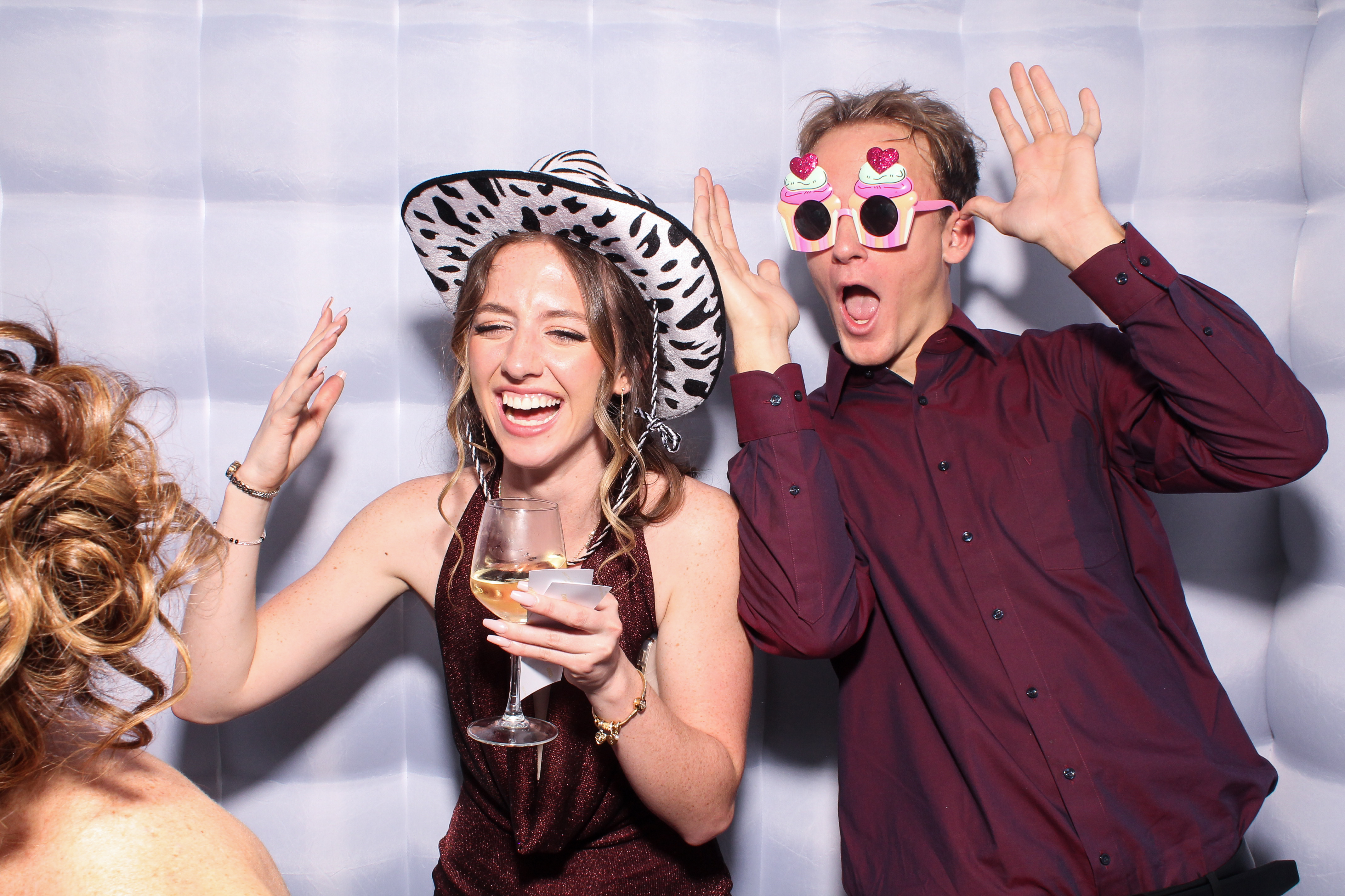 Louise & Niall | View more photos from the event at gallery.snapmagic.ie/u/SnapMagic/Louise-Niall