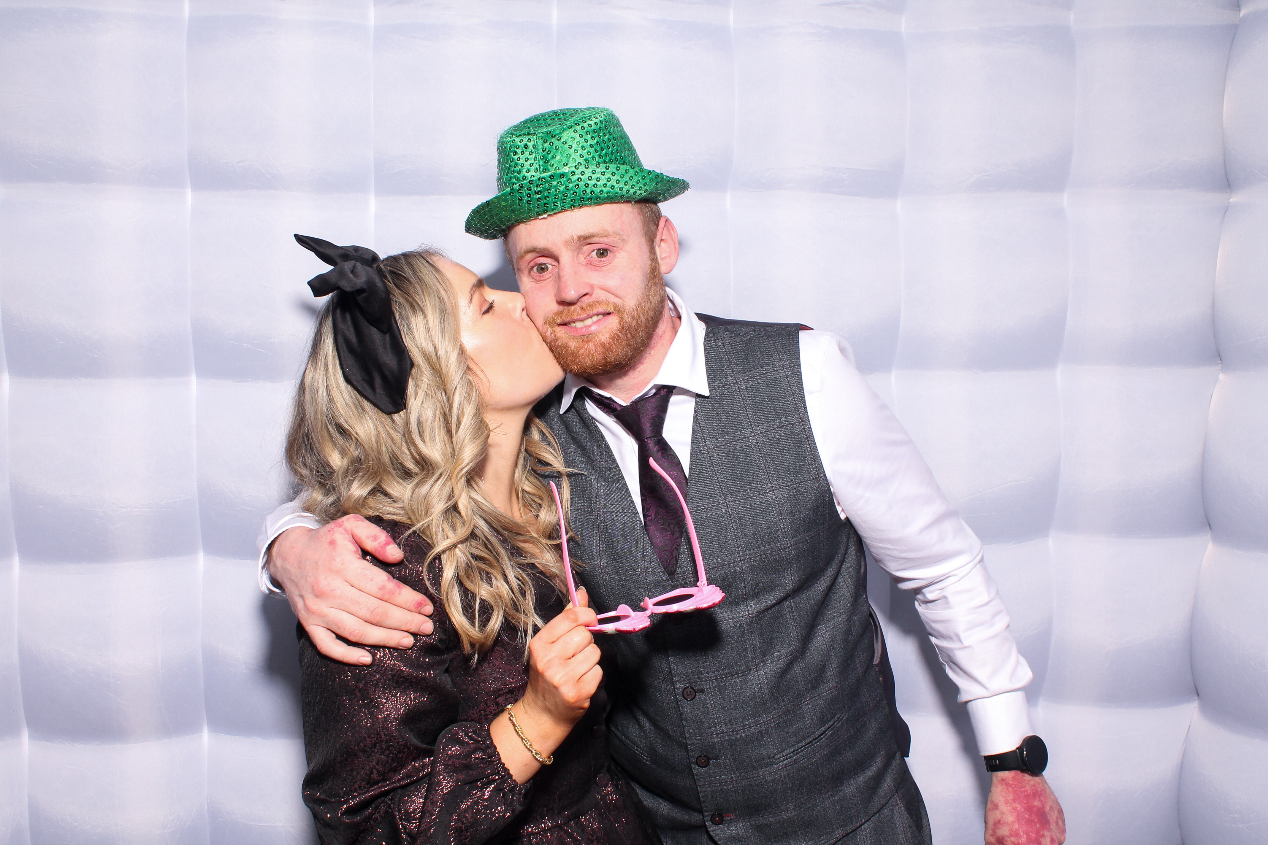 Louise & Niall | View more photos from the event at gallery.snapmagic.ie/u/SnapMagic/Louise-Niall