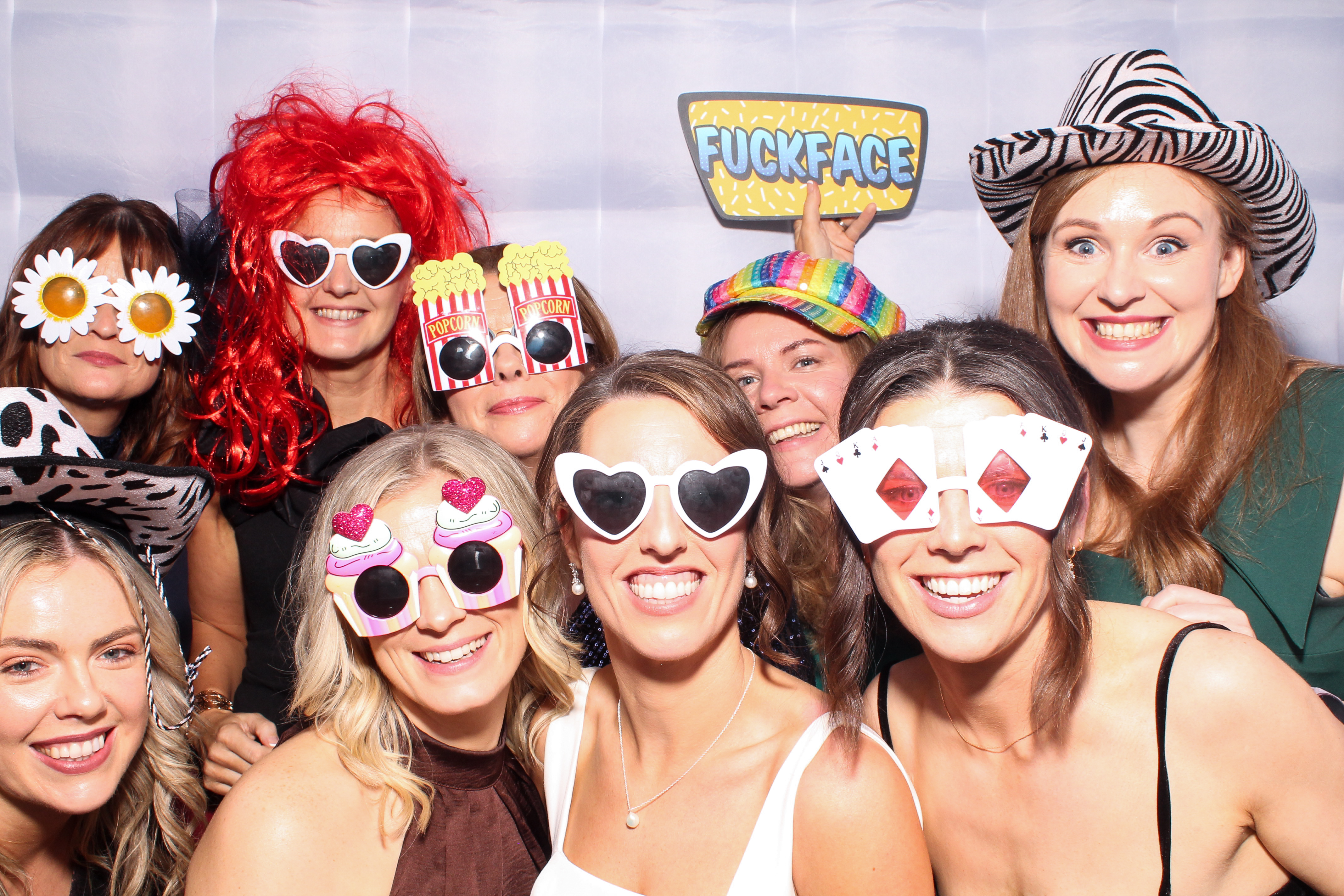 Louise & Niall | View more photos from the event at gallery.snapmagic.ie/u/SnapMagic/Louise-Niall