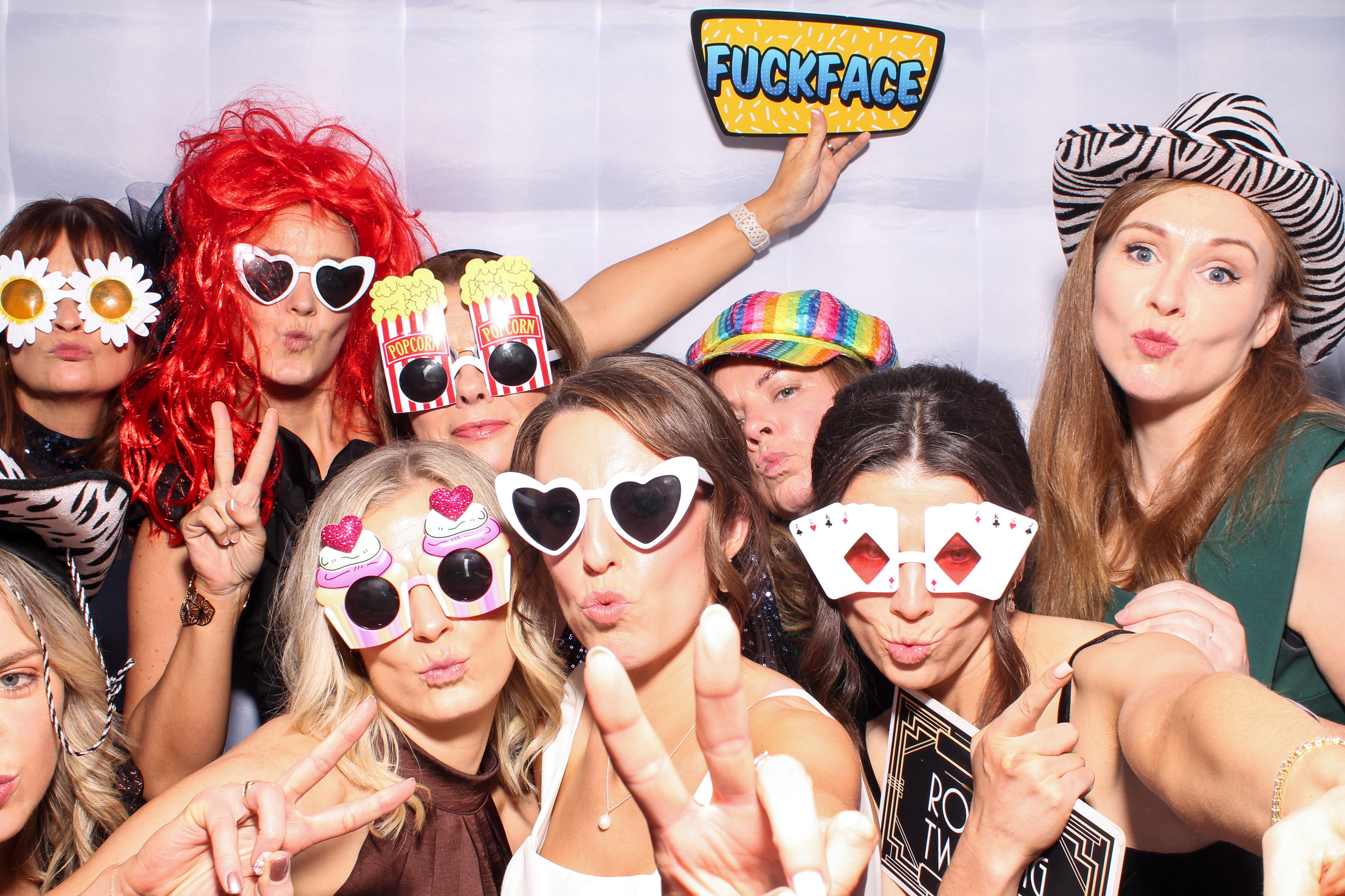 Louise & Niall | View more photos from the event at gallery.snapmagic.ie/u/SnapMagic/Louise-Niall