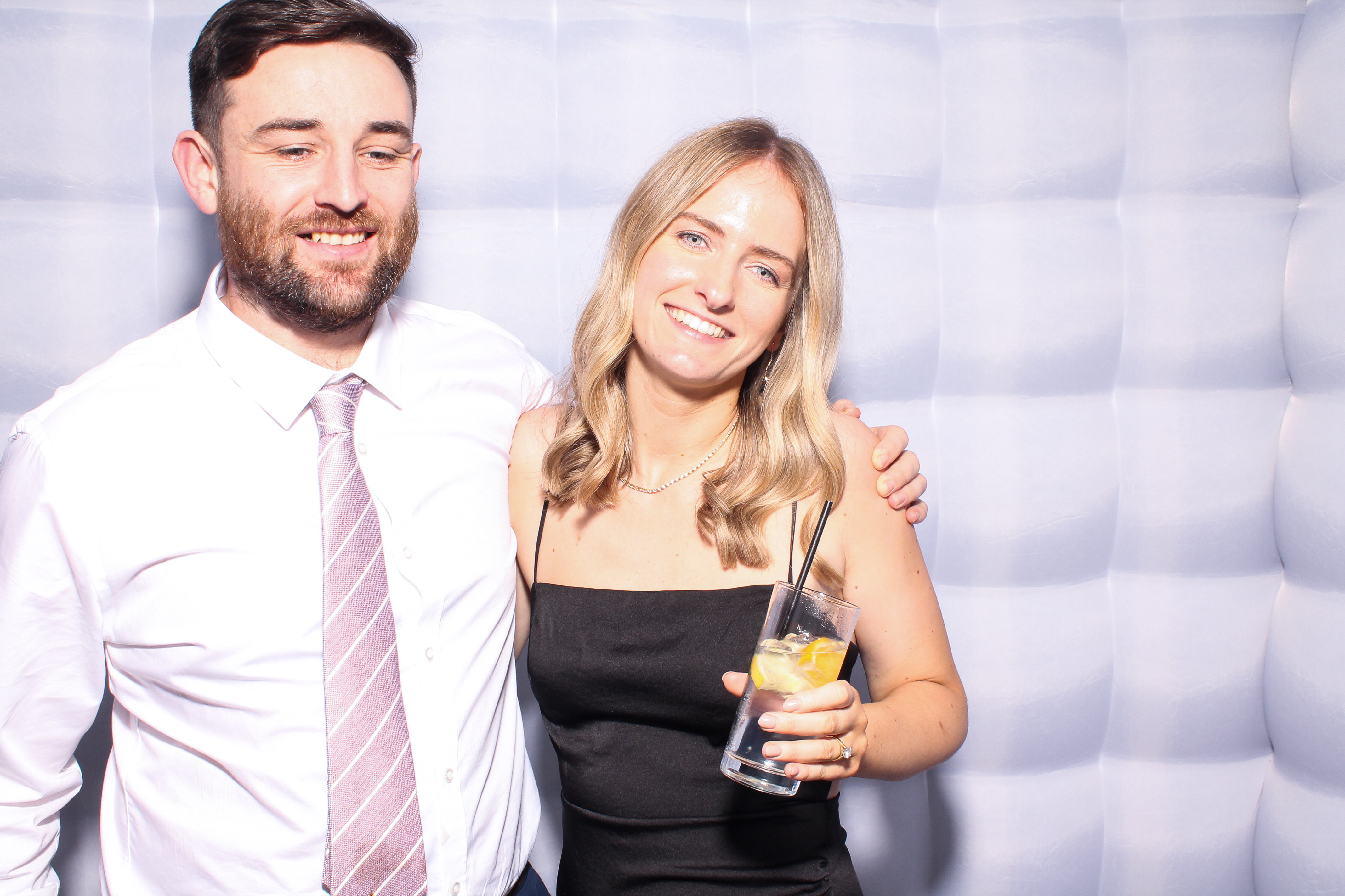 Louise & Niall | View more photos from the event at gallery.snapmagic.ie/u/SnapMagic/Louise-Niall