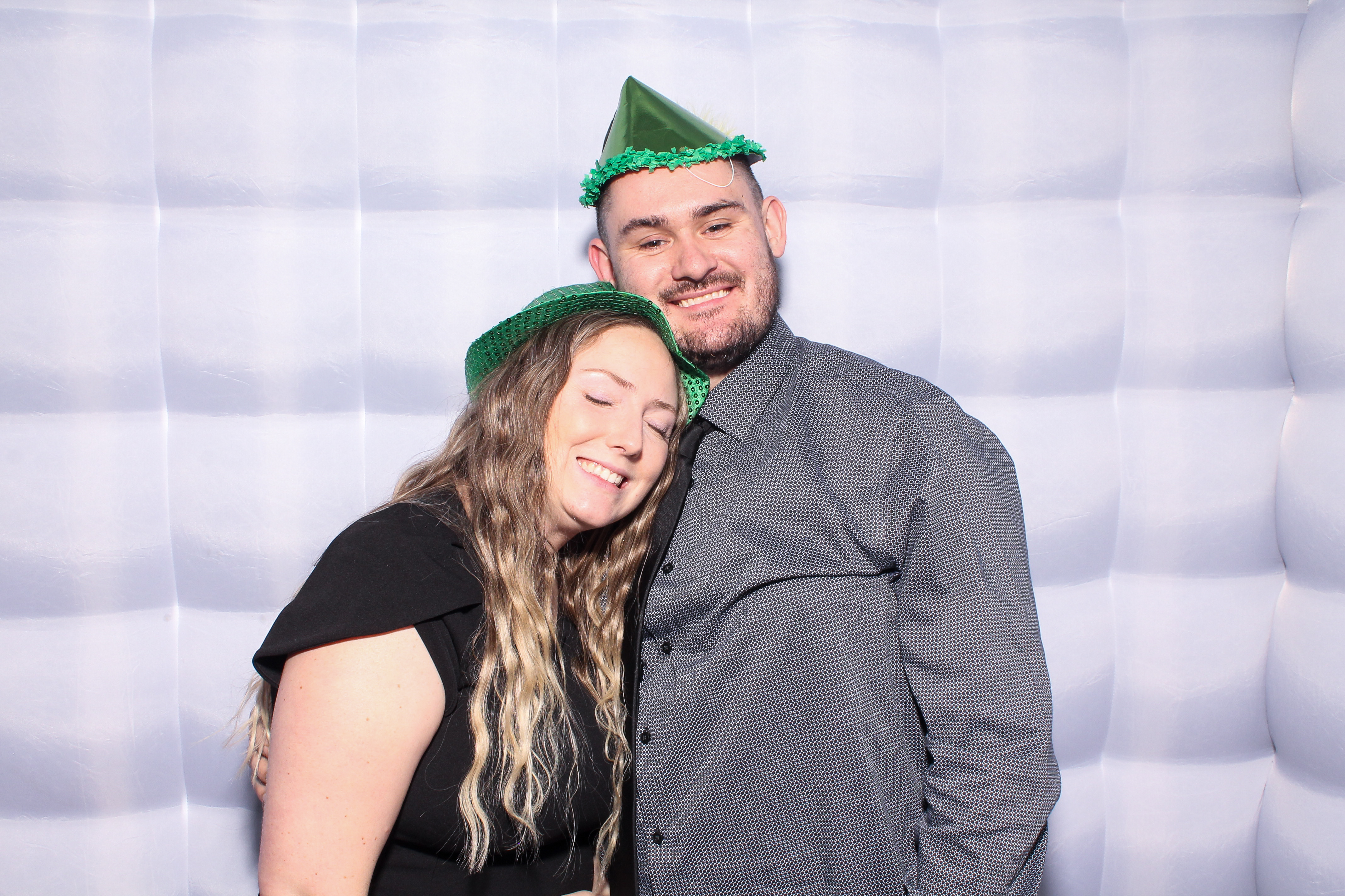 Louise & Niall | View more photos from the event at gallery.snapmagic.ie/u/SnapMagic/Louise-Niall