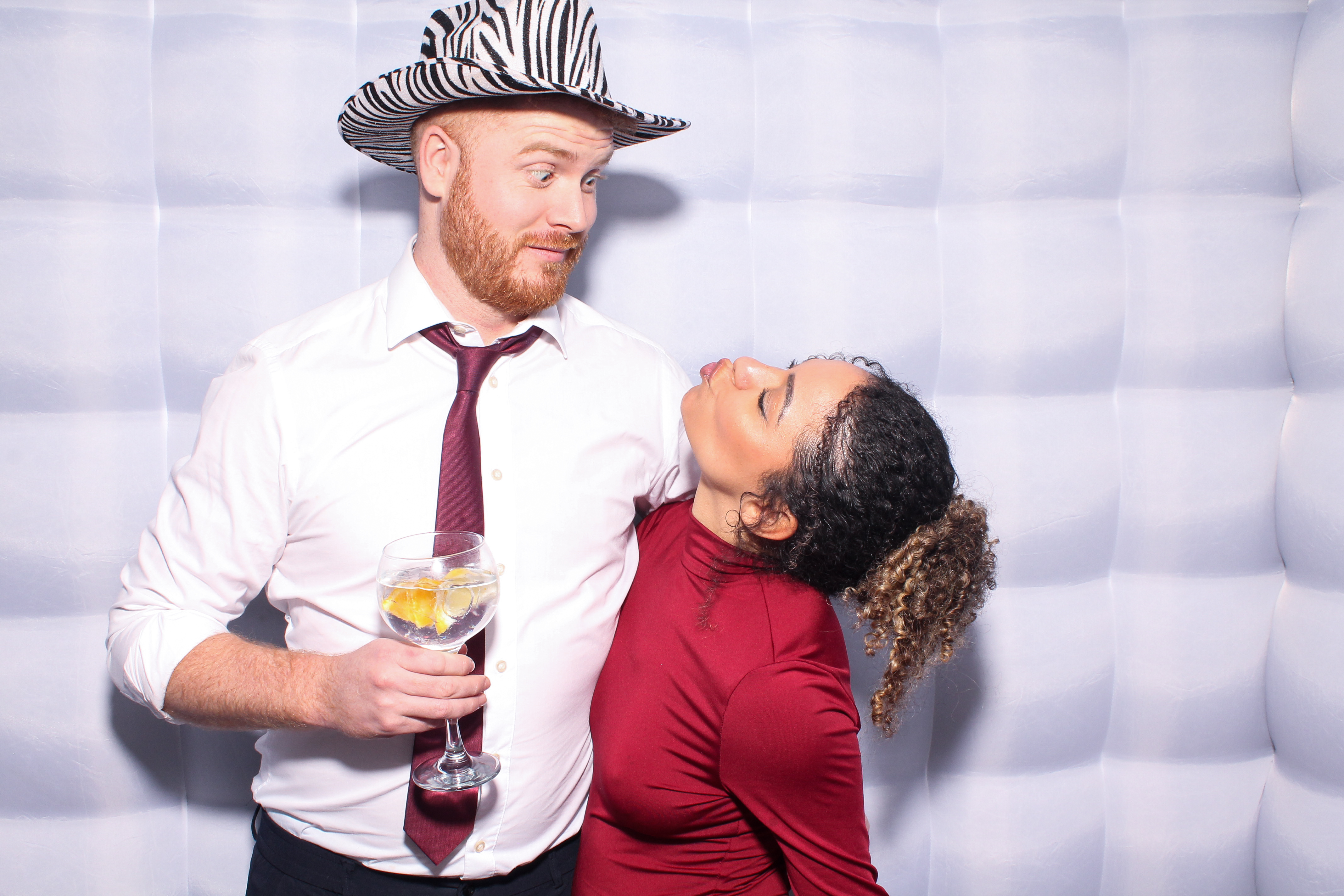 Louise & Niall | View more photos from the event at gallery.snapmagic.ie/u/SnapMagic/Louise-Niall