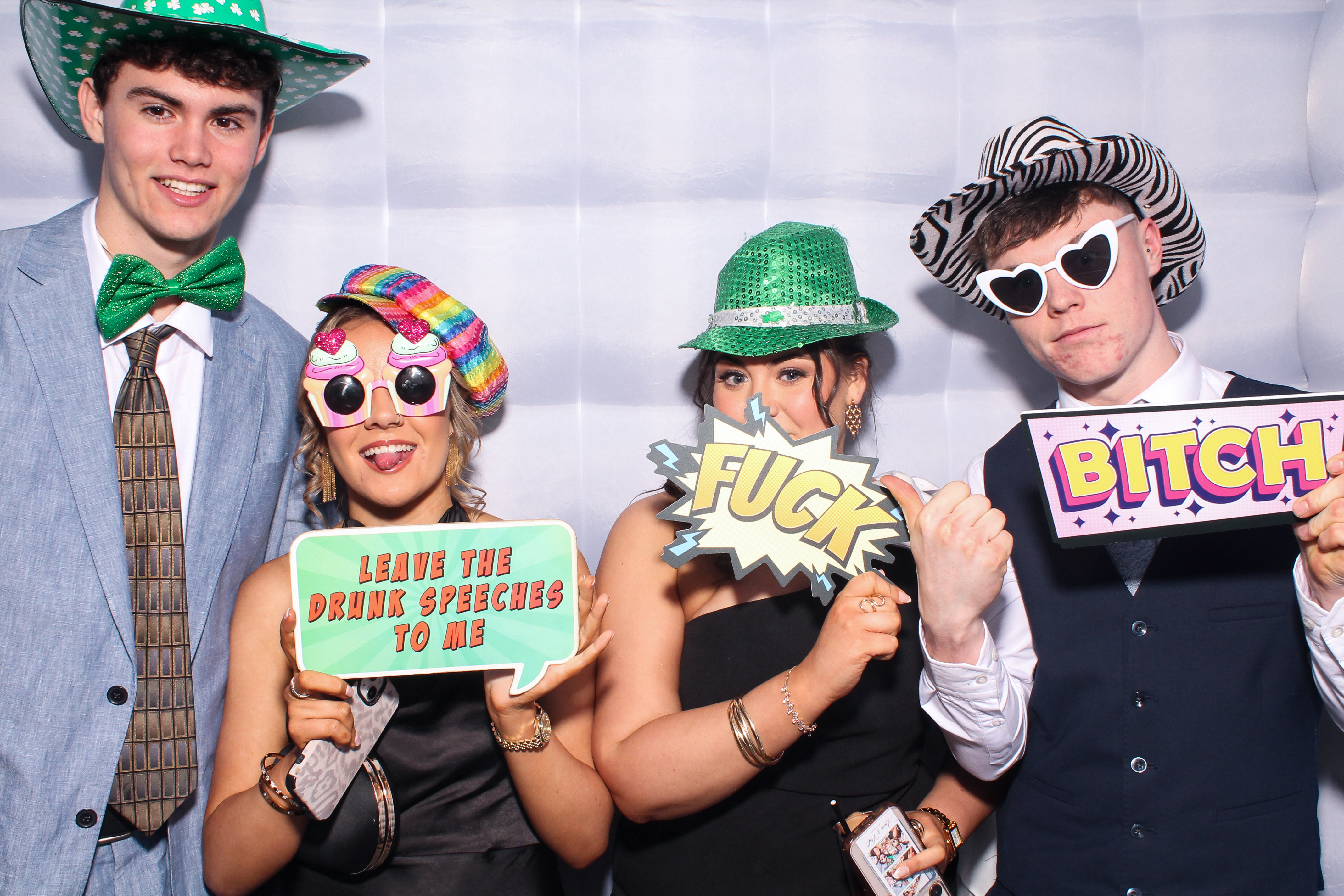 Louise & Niall | View more photos from the event at gallery.snapmagic.ie/u/SnapMagic/Louise-Niall