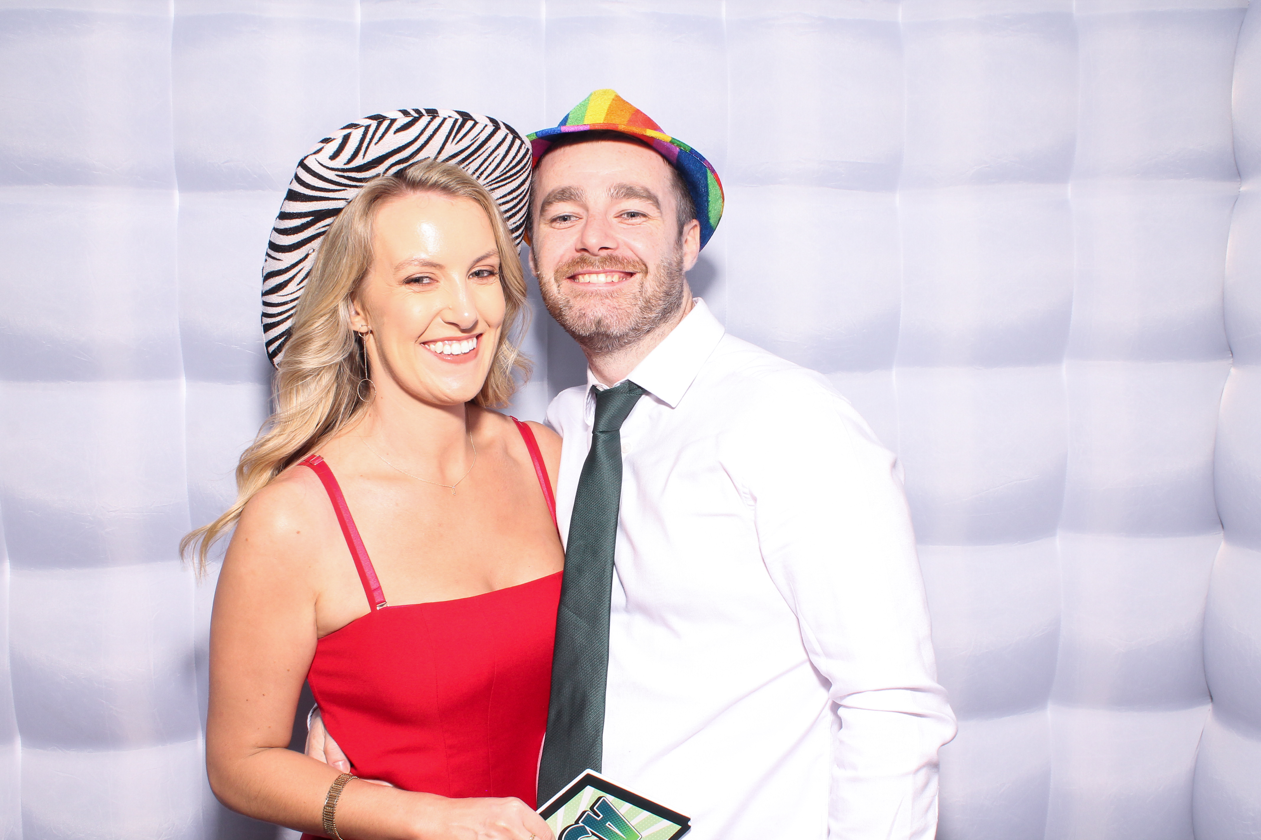 Louise & Niall | View more photos from the event at gallery.snapmagic.ie/u/SnapMagic/Louise-Niall