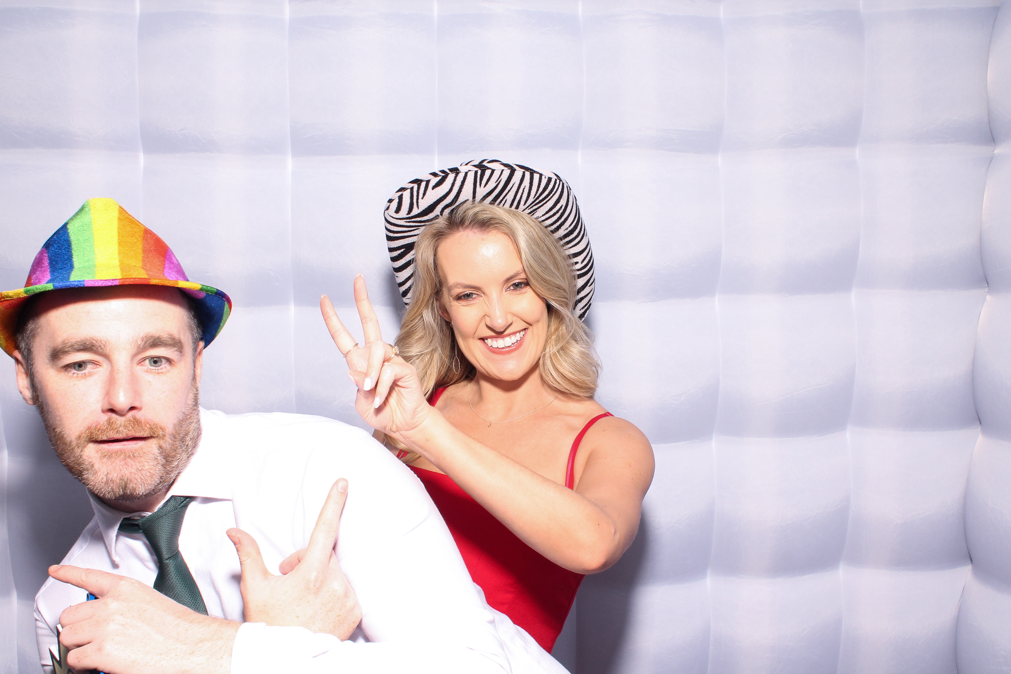 Louise & Niall | View more photos from the event at gallery.snapmagic.ie/u/SnapMagic/Louise-Niall