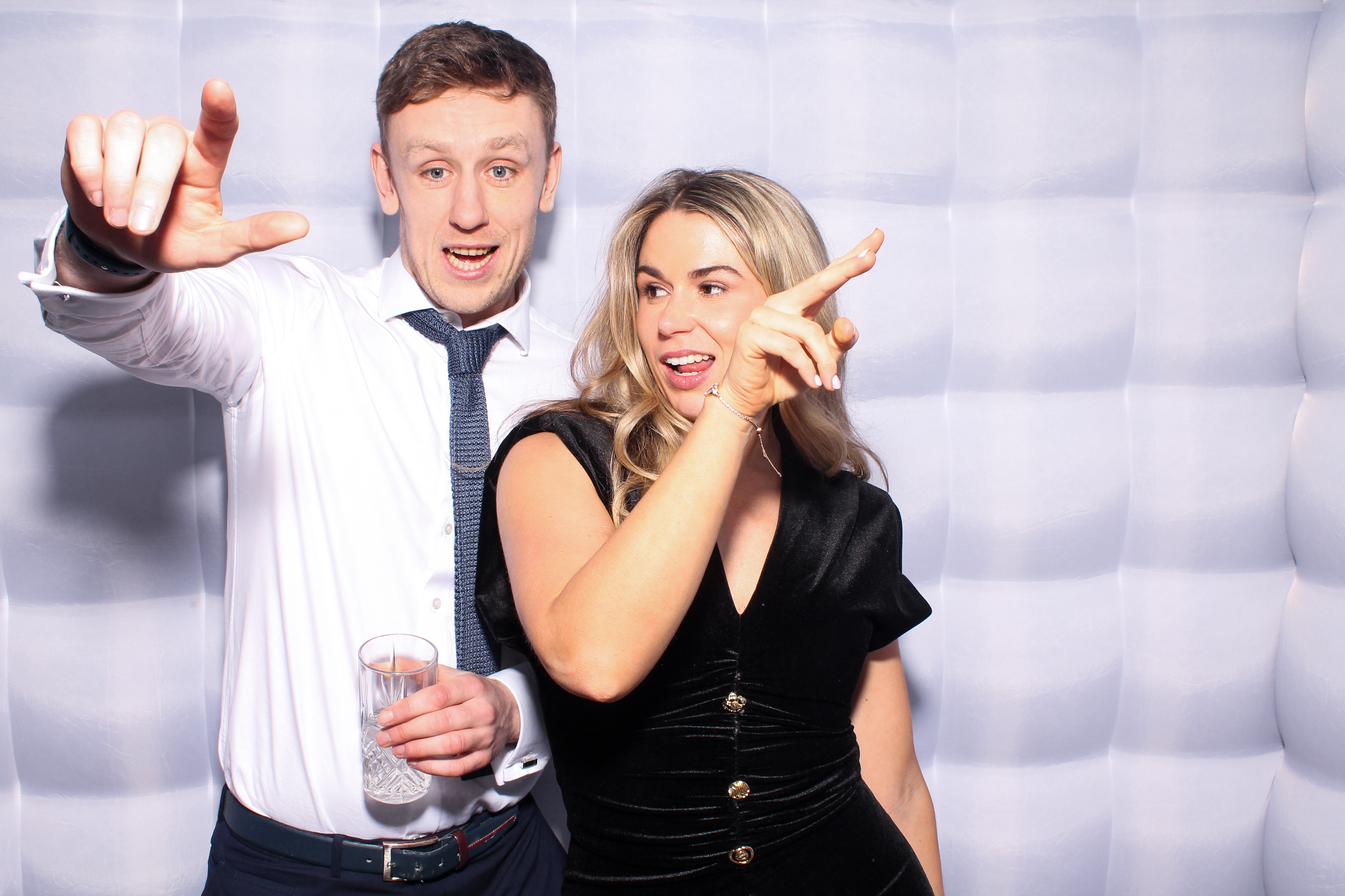 Louise & Niall | View more photos from the event at gallery.snapmagic.ie/u/SnapMagic/Louise-Niall