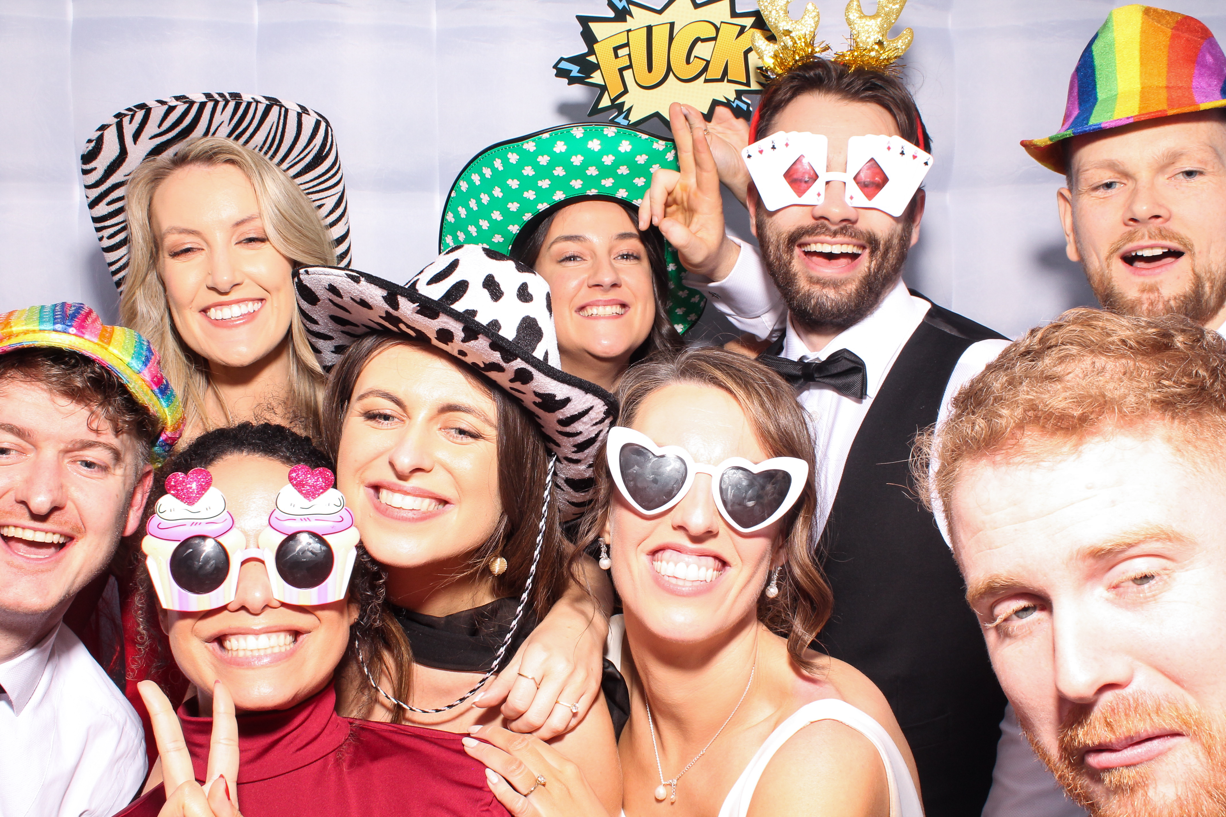 Louise & Niall | View more photos from the event at gallery.snapmagic.ie/u/SnapMagic/Louise-Niall