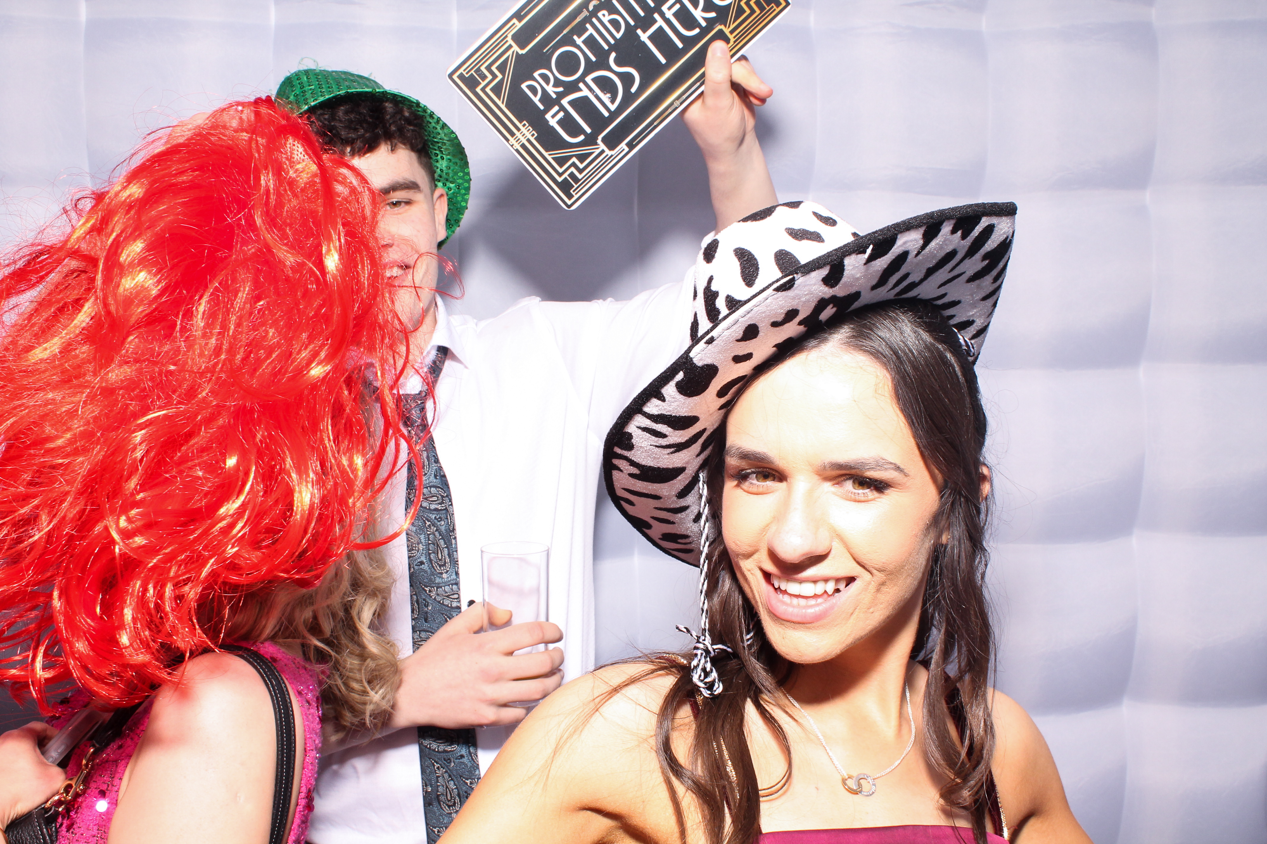 Louise & Niall | View more photos from the event at gallery.snapmagic.ie/u/SnapMagic/Louise-Niall