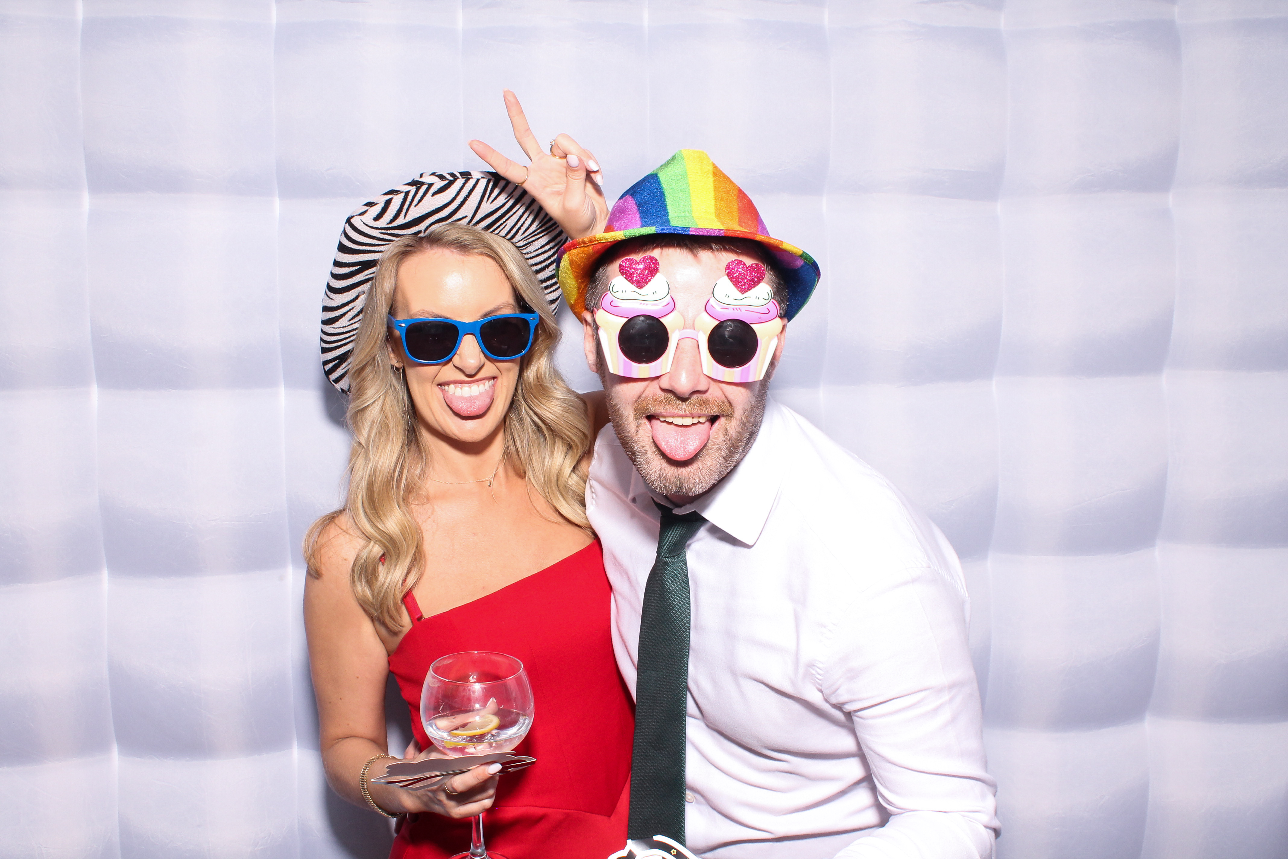 Louise & Niall | View more photos from the event at gallery.snapmagic.ie/u/SnapMagic/Louise-Niall