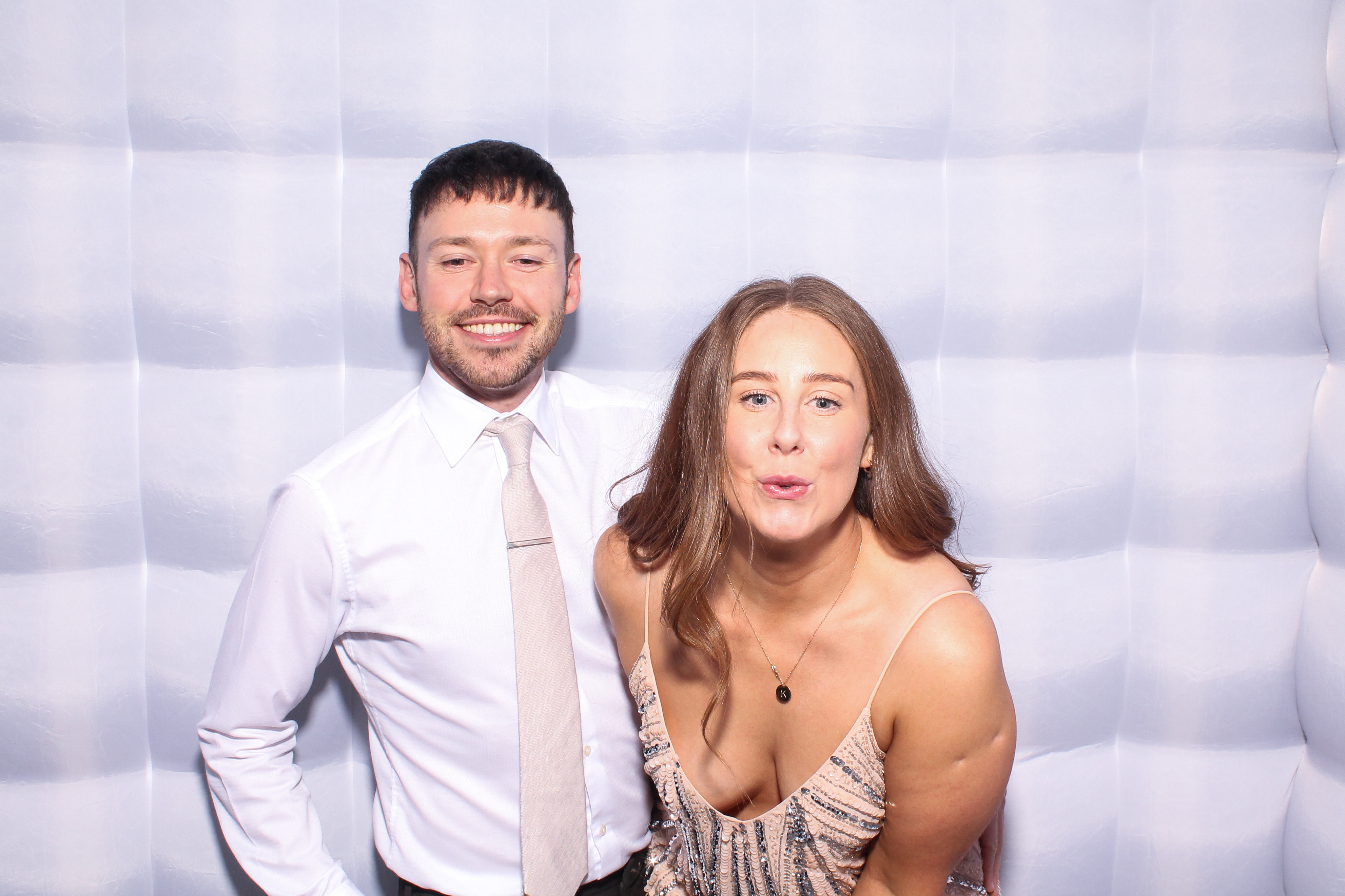 Louise & Niall | View more photos from the event at gallery.snapmagic.ie/u/SnapMagic/Louise-Niall